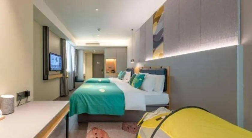 Bed in Home Inn Selected Guangzhou Zhujiang New Town Wuyangcun Metro Station