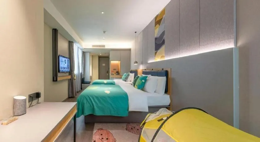 Bed in Home Inn Selected Guangzhou Zhujiang New Town Wuyangcun Metro Station