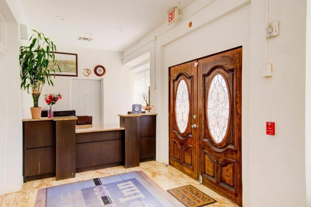 Hotel O Dilley Main St TX