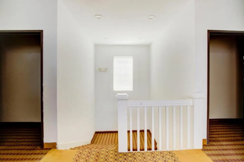 Hotel O Dilley Main St TX