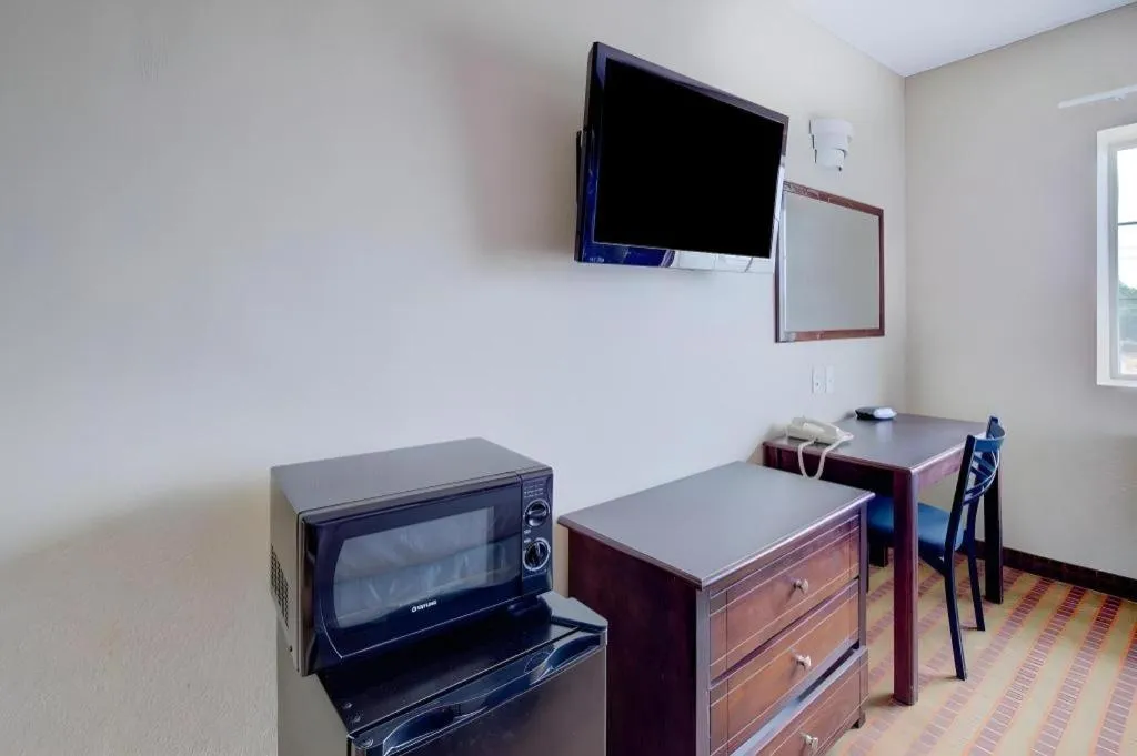 Hotel O Dilley Main St TX