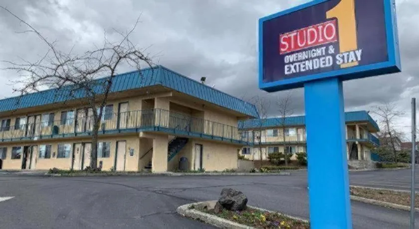 FairBridge Inn Moscow