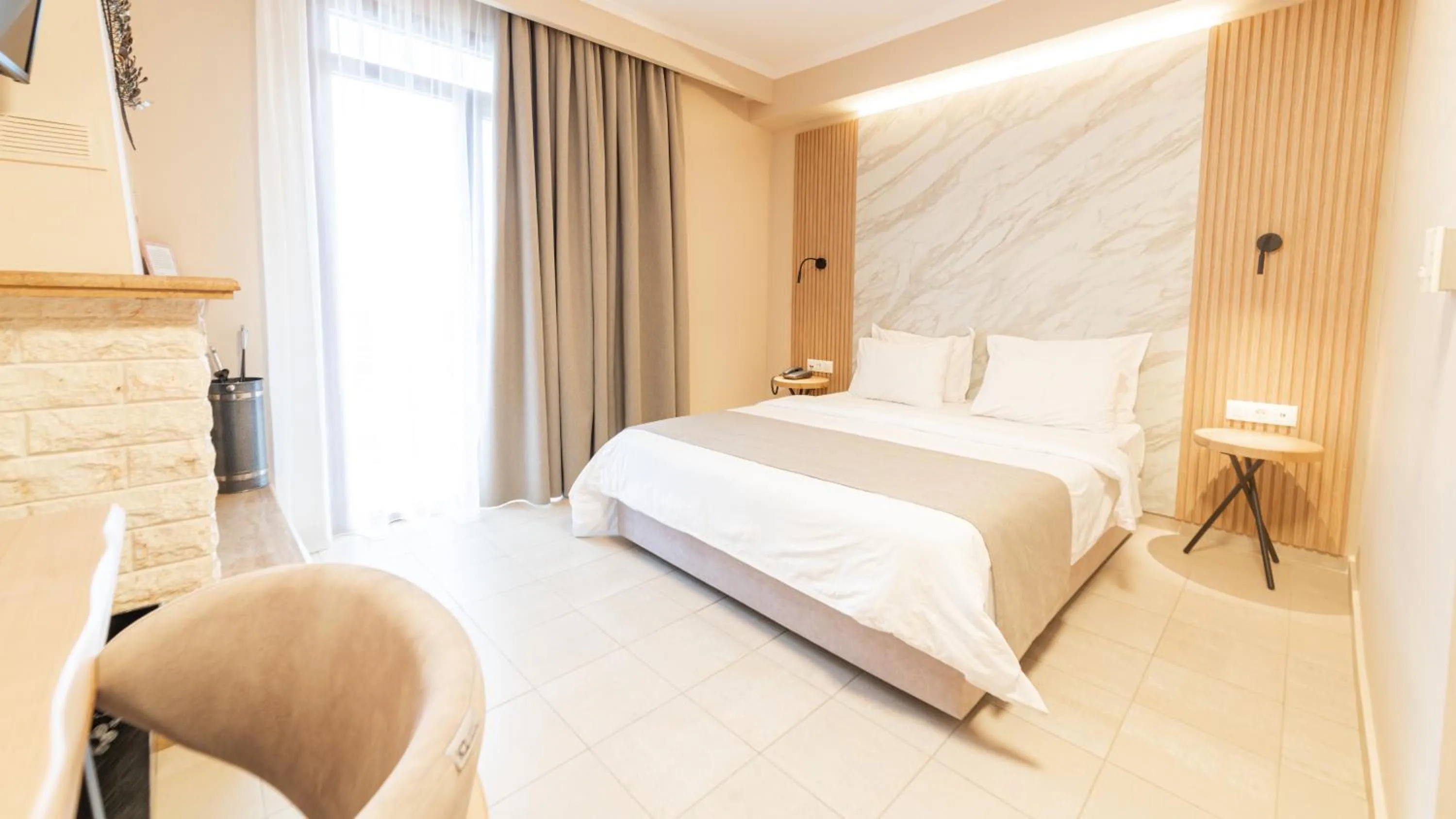Single Room in 4 Epoxes Hotel Spa