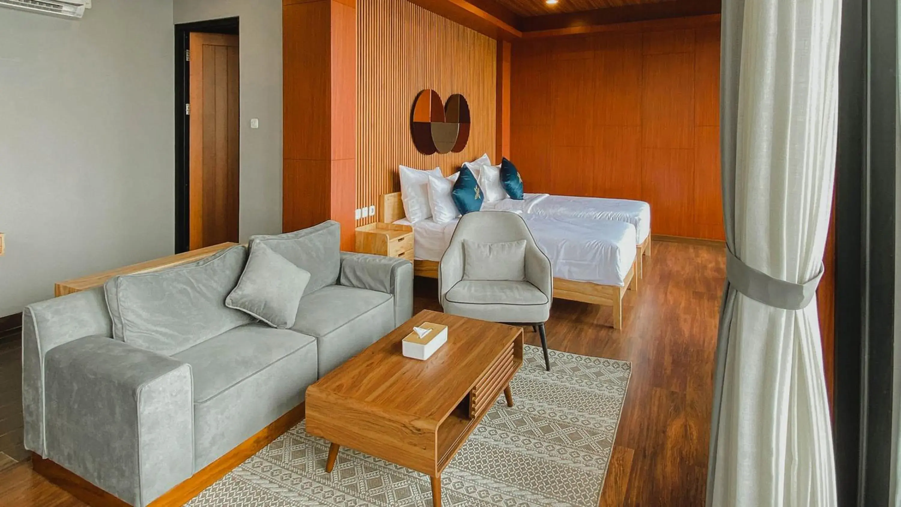 Deluxe Suite in Damar Langit Resort Deluxe Suite in Damar Langit Resort