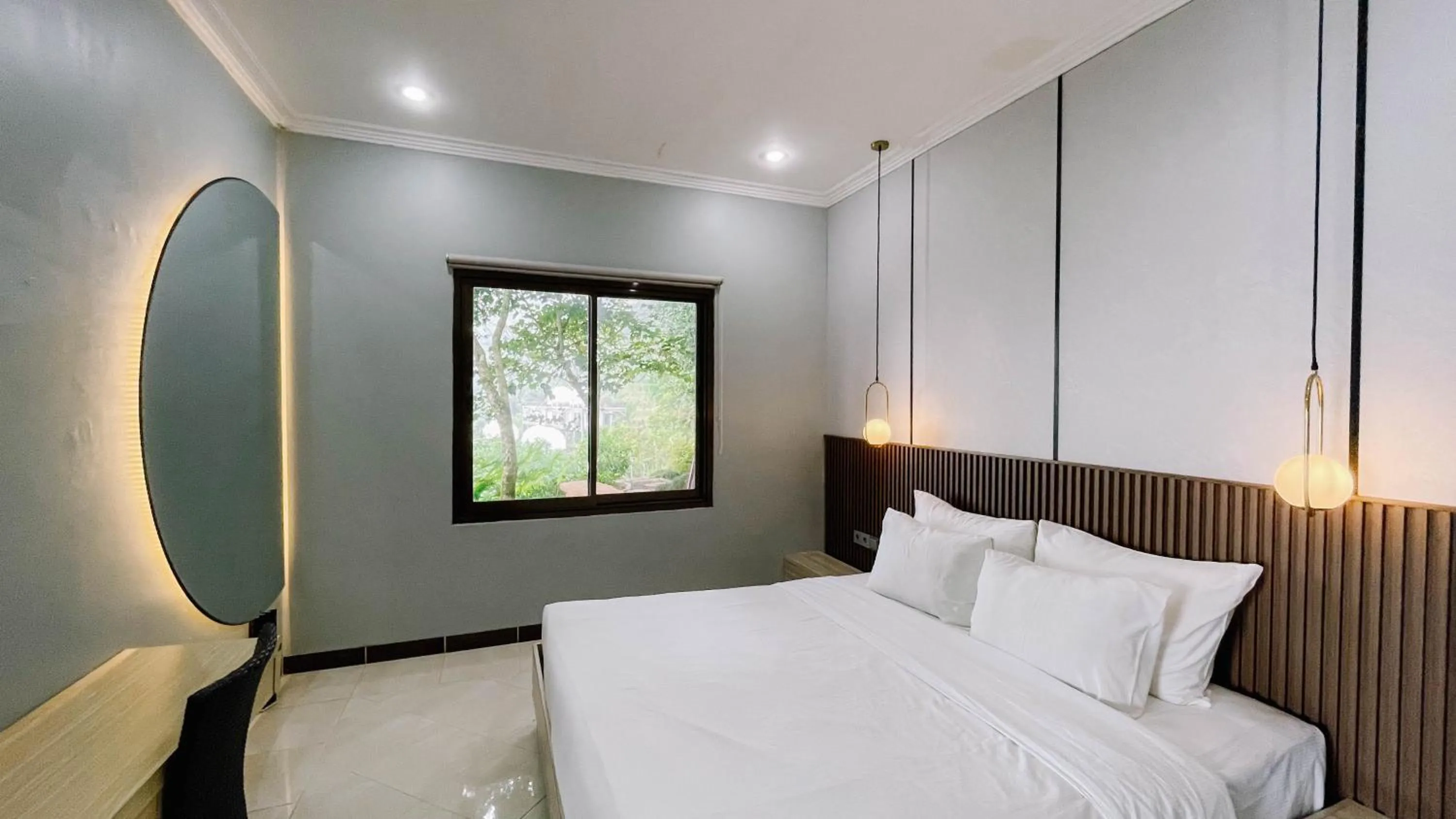 Bedroom, Bed in Damar Langit Resort