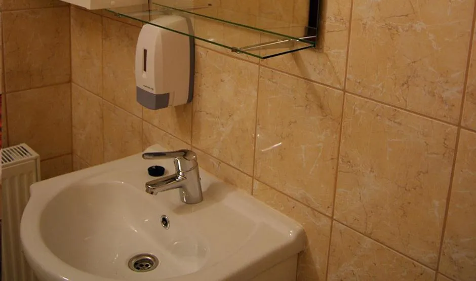 Bathroom in Pensjonat Zielone Wzgórze w Bolesławowie