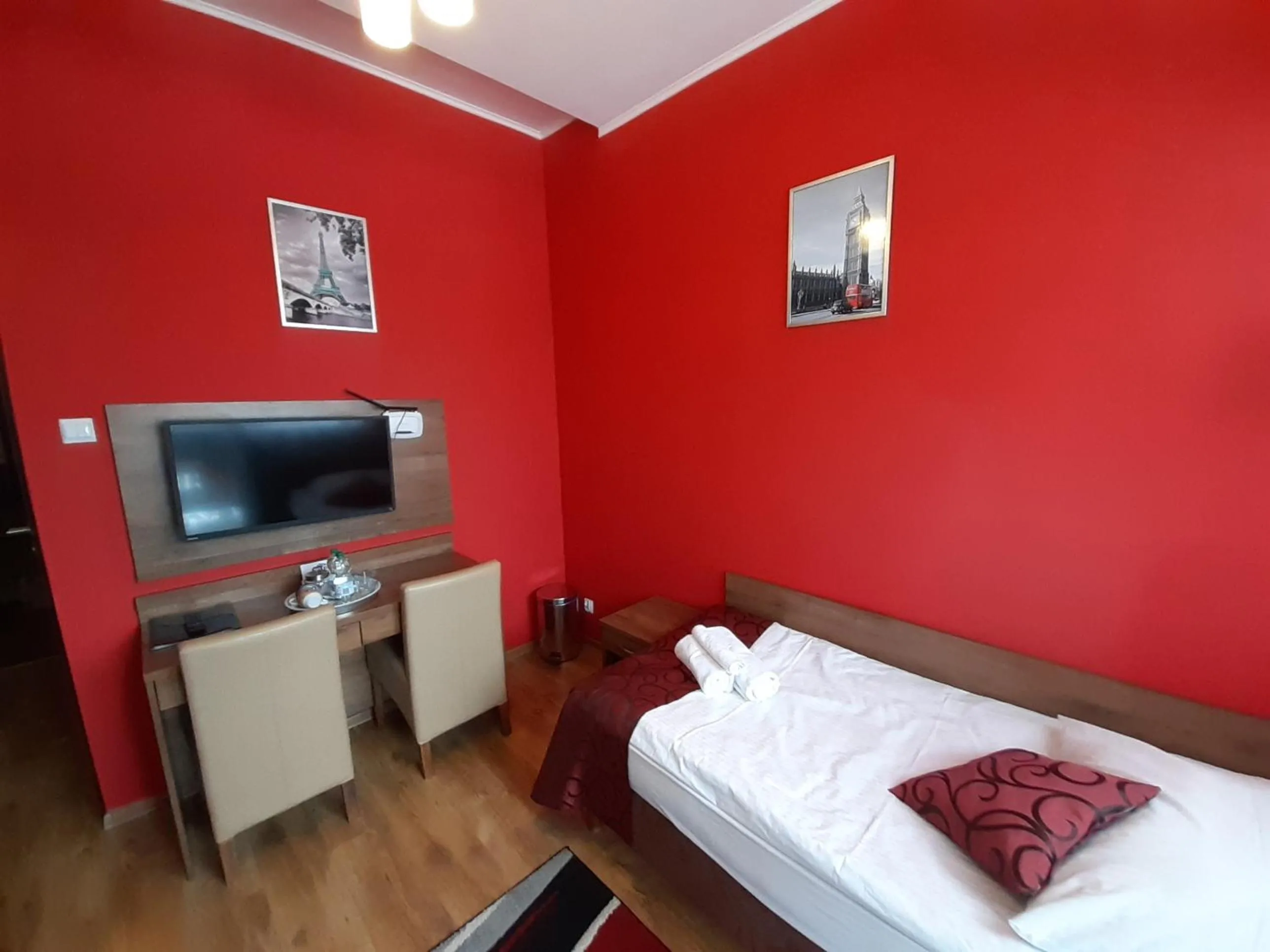 Photo of the whole room, Bed in Pensjonat Zielone Wzgórze w Bolesławowie