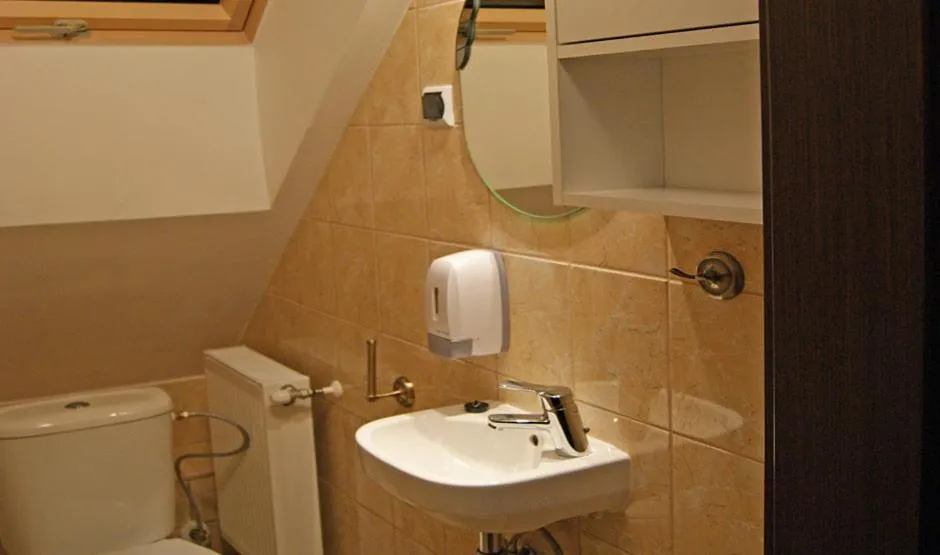 Toilet in Pensjonat Zielone Wzgórze w Bolesławowie