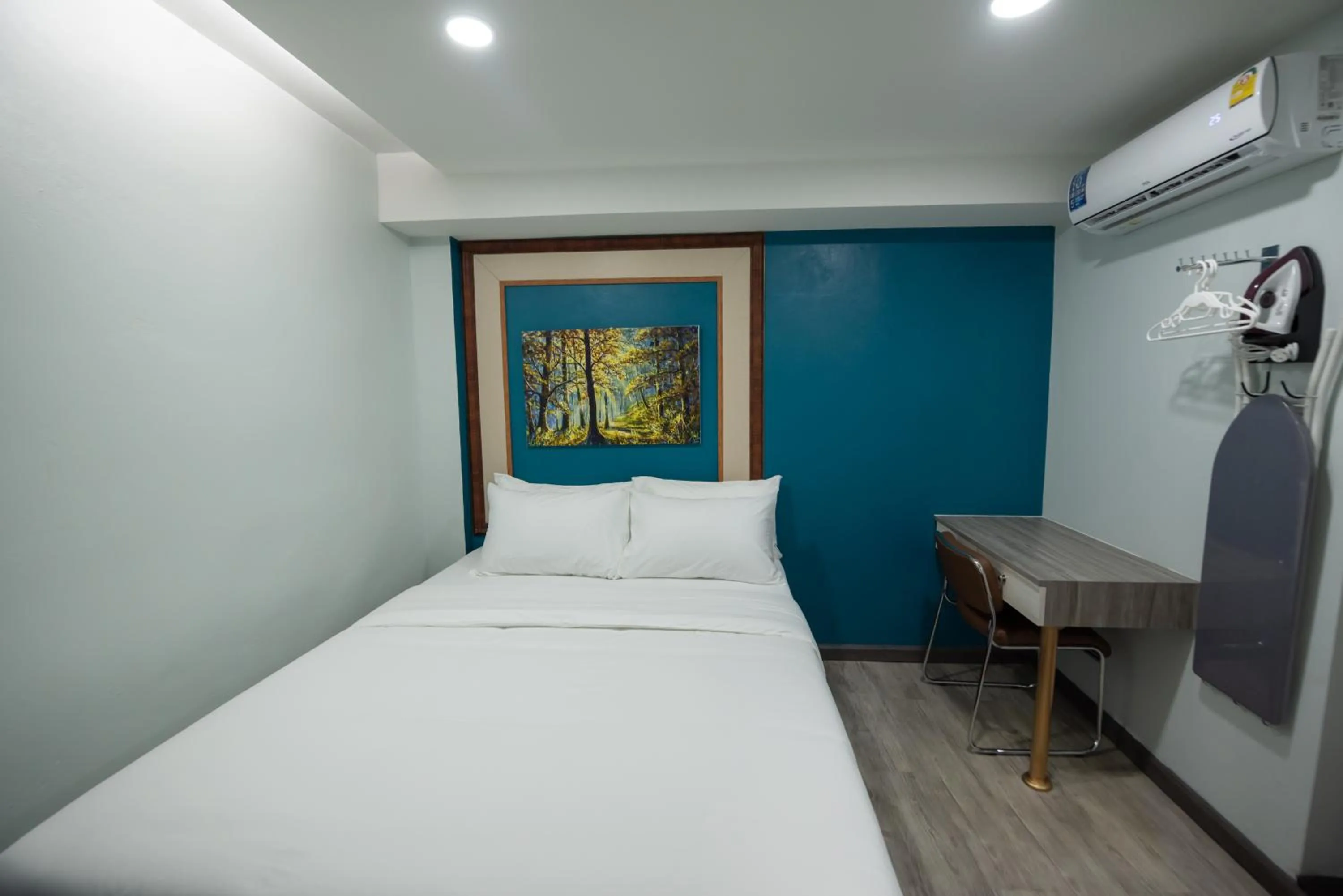 Bedroom, Bed in SkyLink Homes - Pattunaam - Airport Link & BTS Chidlom
