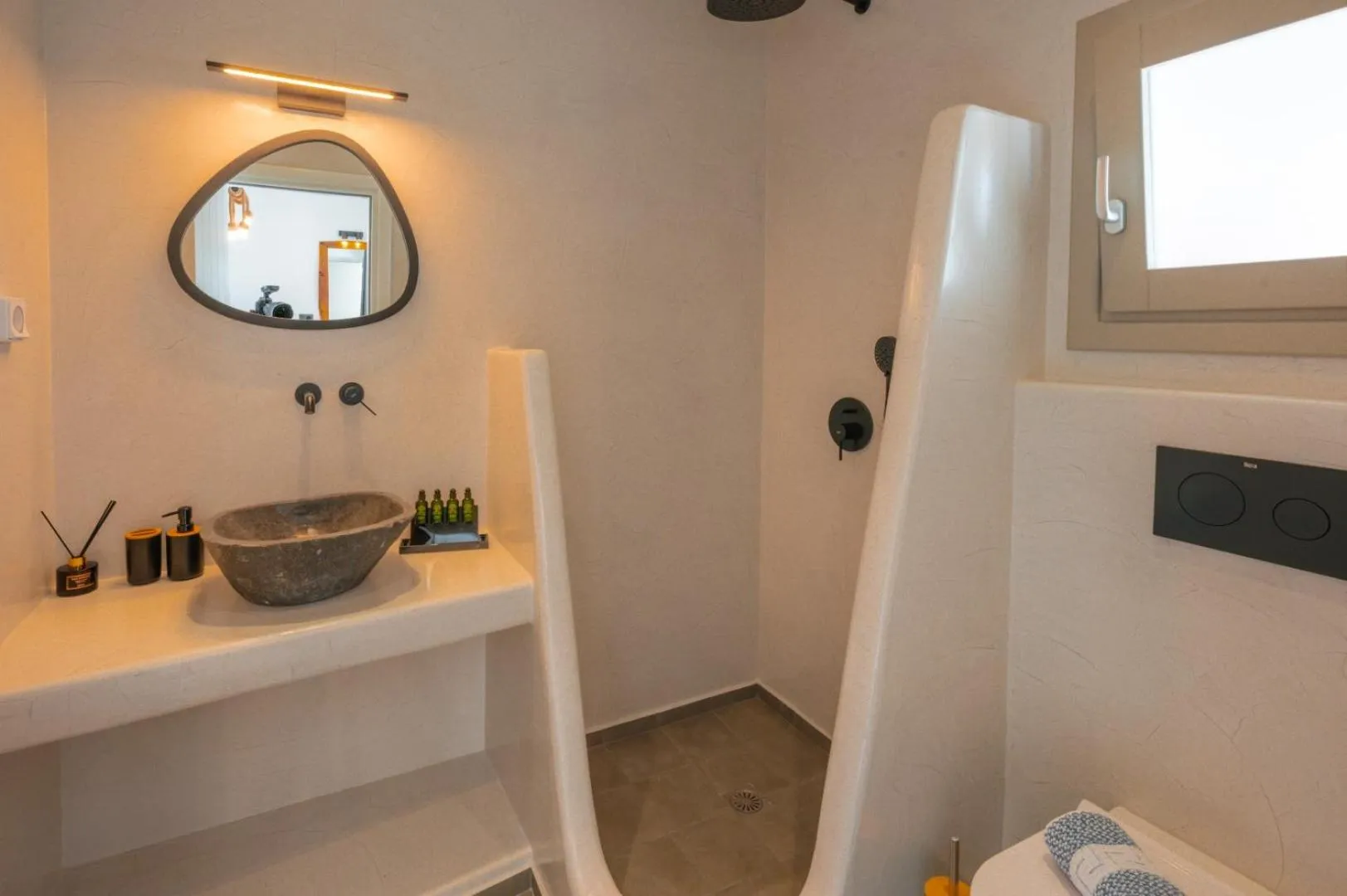 Bathroom in Tre Fiori - The Retreat Suites