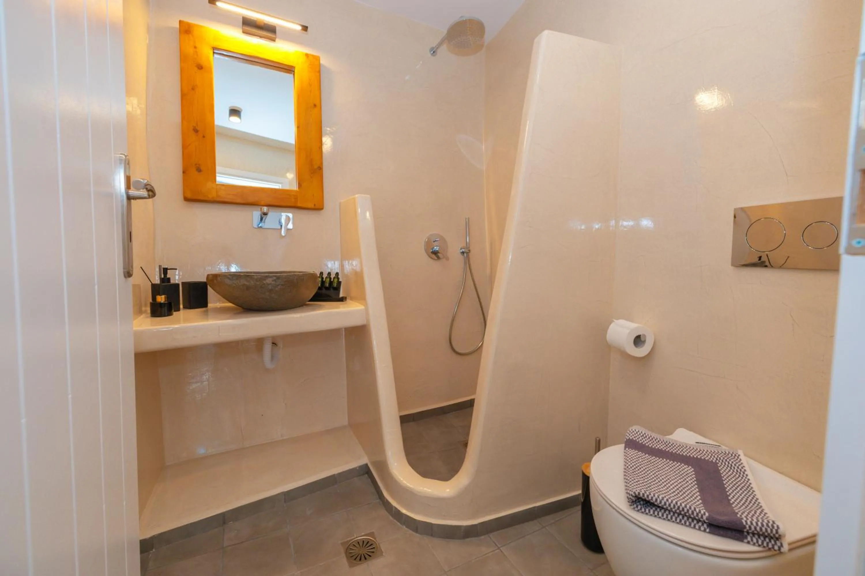 Tre Fiori - The Retreat Suites