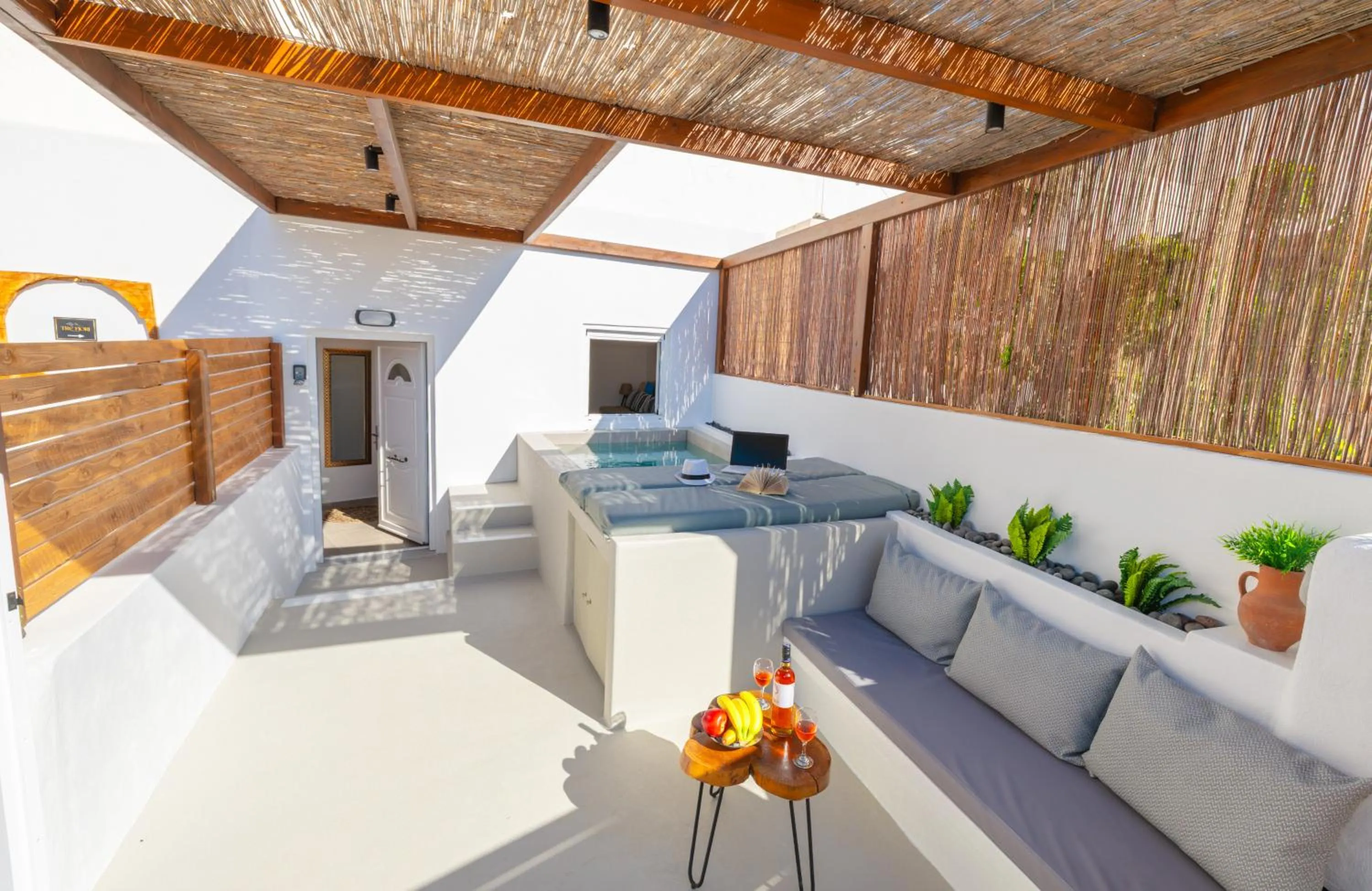 Tre Fiori - The Retreat Suites