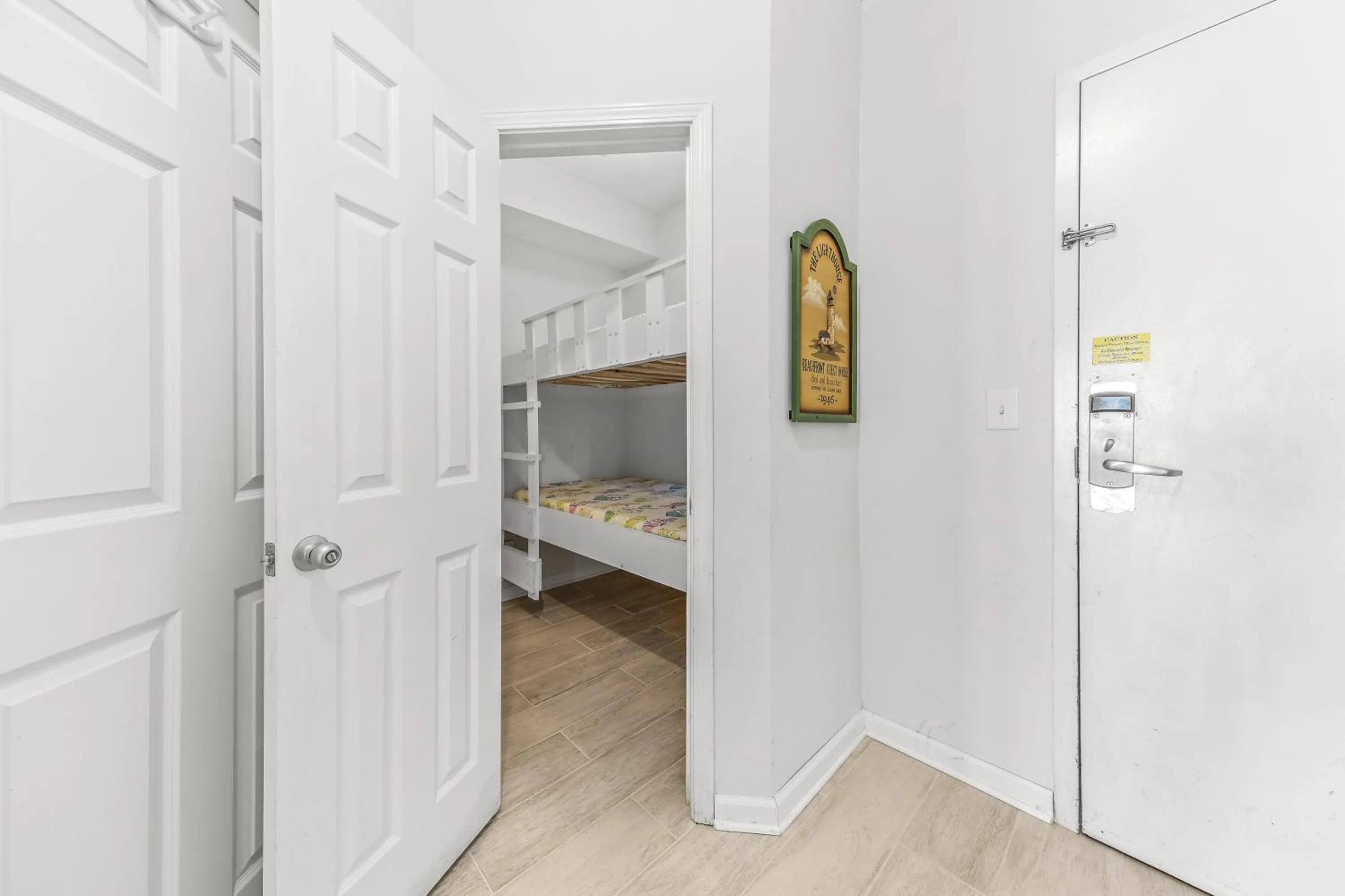 Bedroom, Bed in Lighthouse Condos Gulf Shores