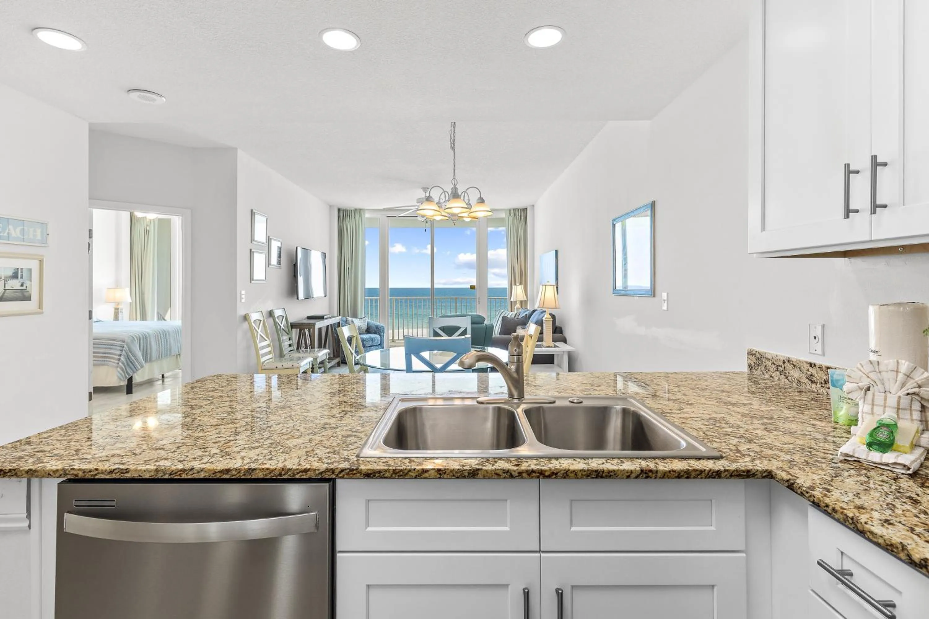 Kitchen or kitchenette in Lighthouse Condos Gulf Shores
