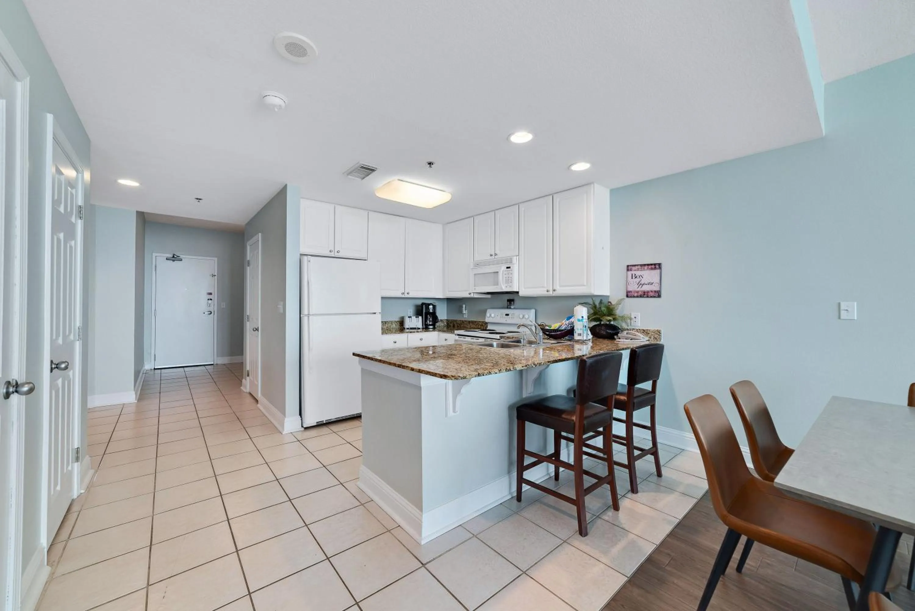 Kitchen or kitchenette in Lighthouse Condos Gulf Shores