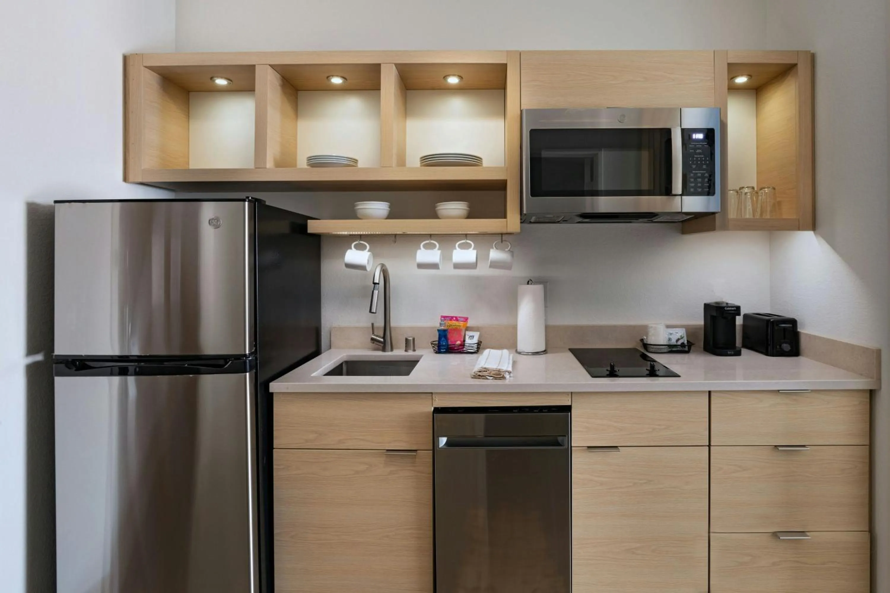 Kitchen or kitchenette in TownePlace Suites by Marriott Albuquerque Uptown