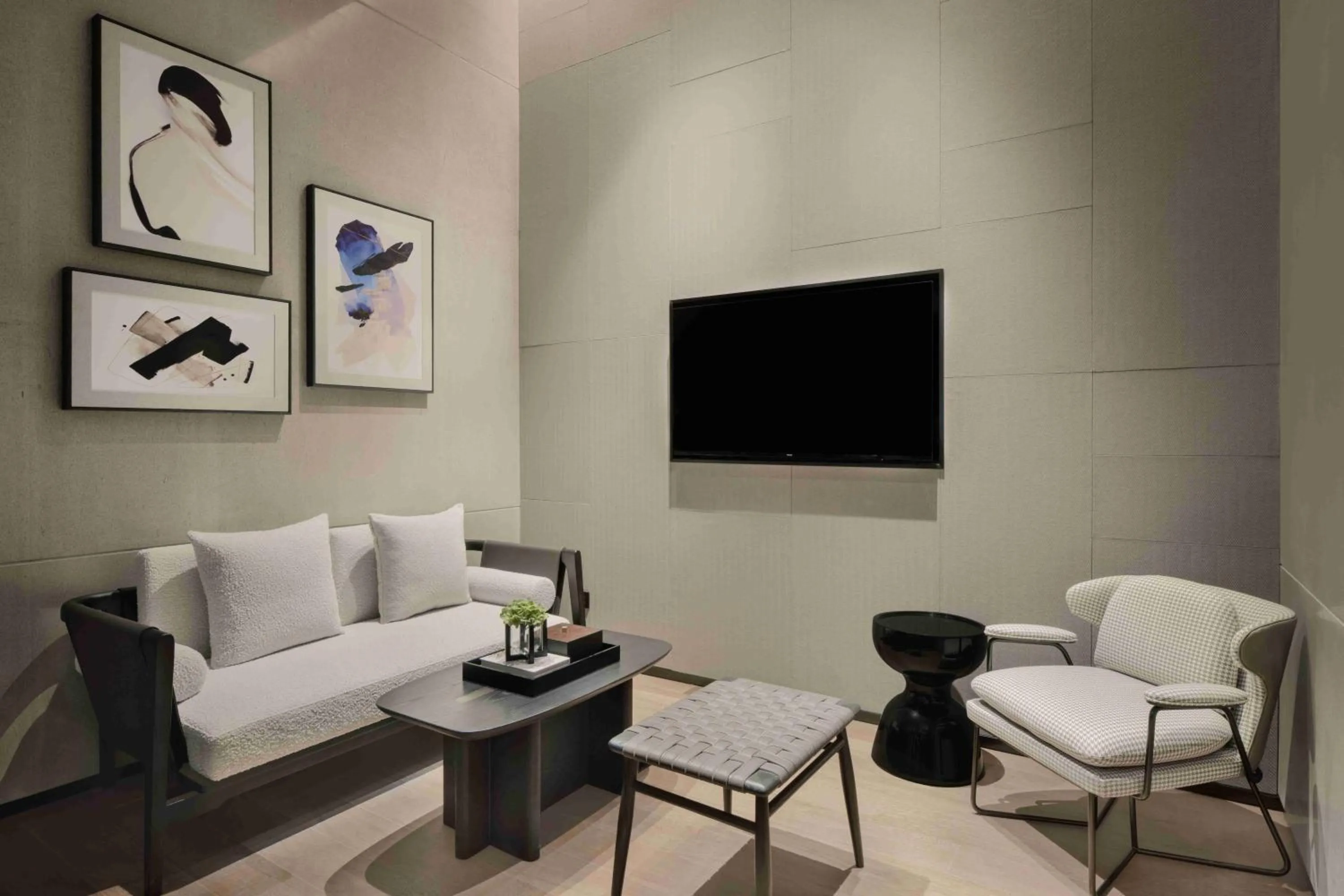 Communal lounge/ TV room in Sheraton Lanzhou Anning