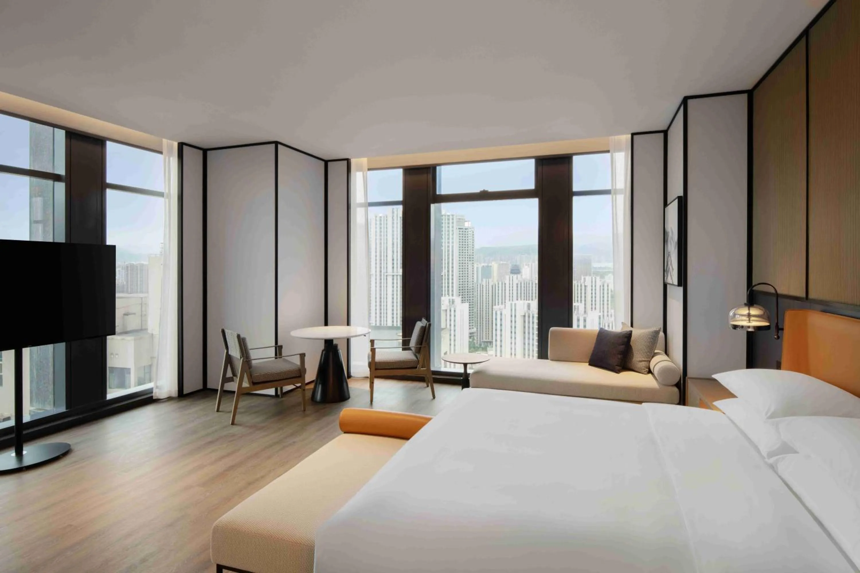 Property building, Bed in Sheraton Lanzhou Anning