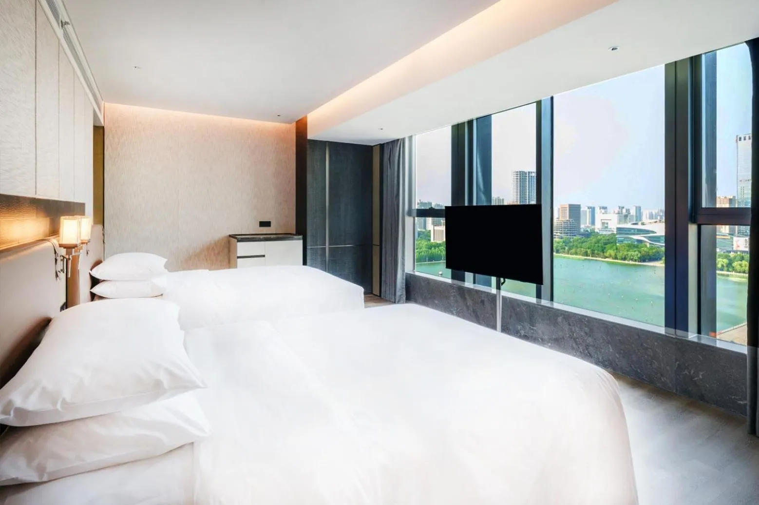 Bed in Luoyang Marriott Hotel