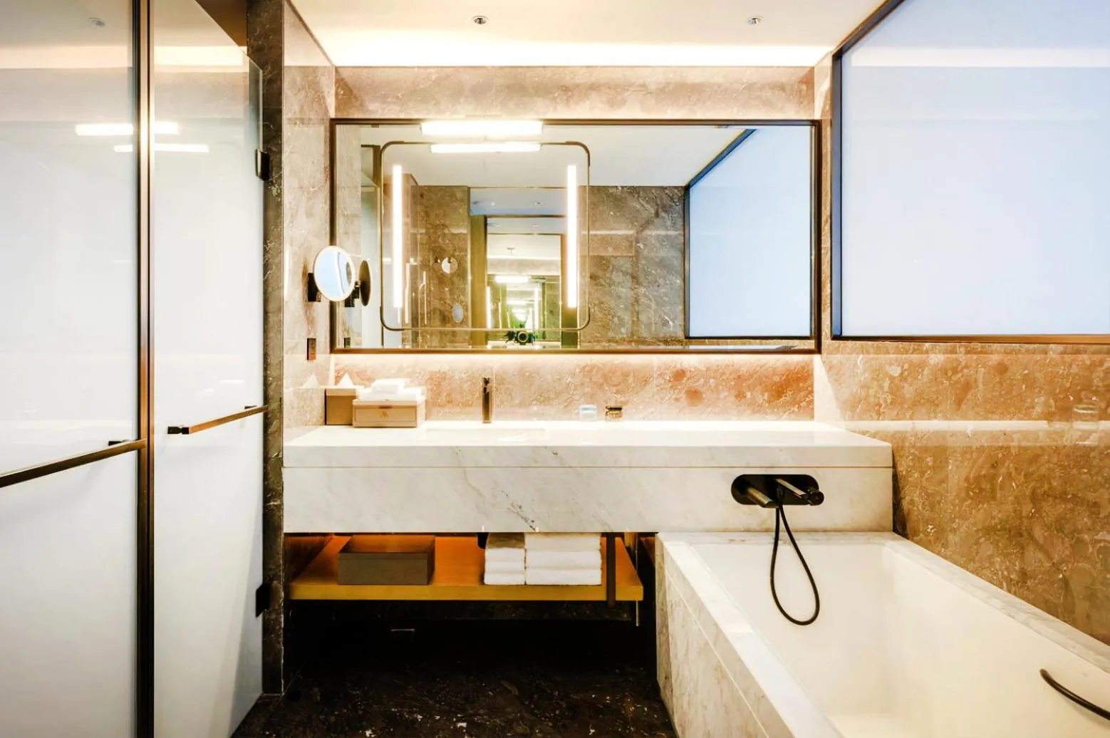 Bath in Luoyang Marriott Hotel