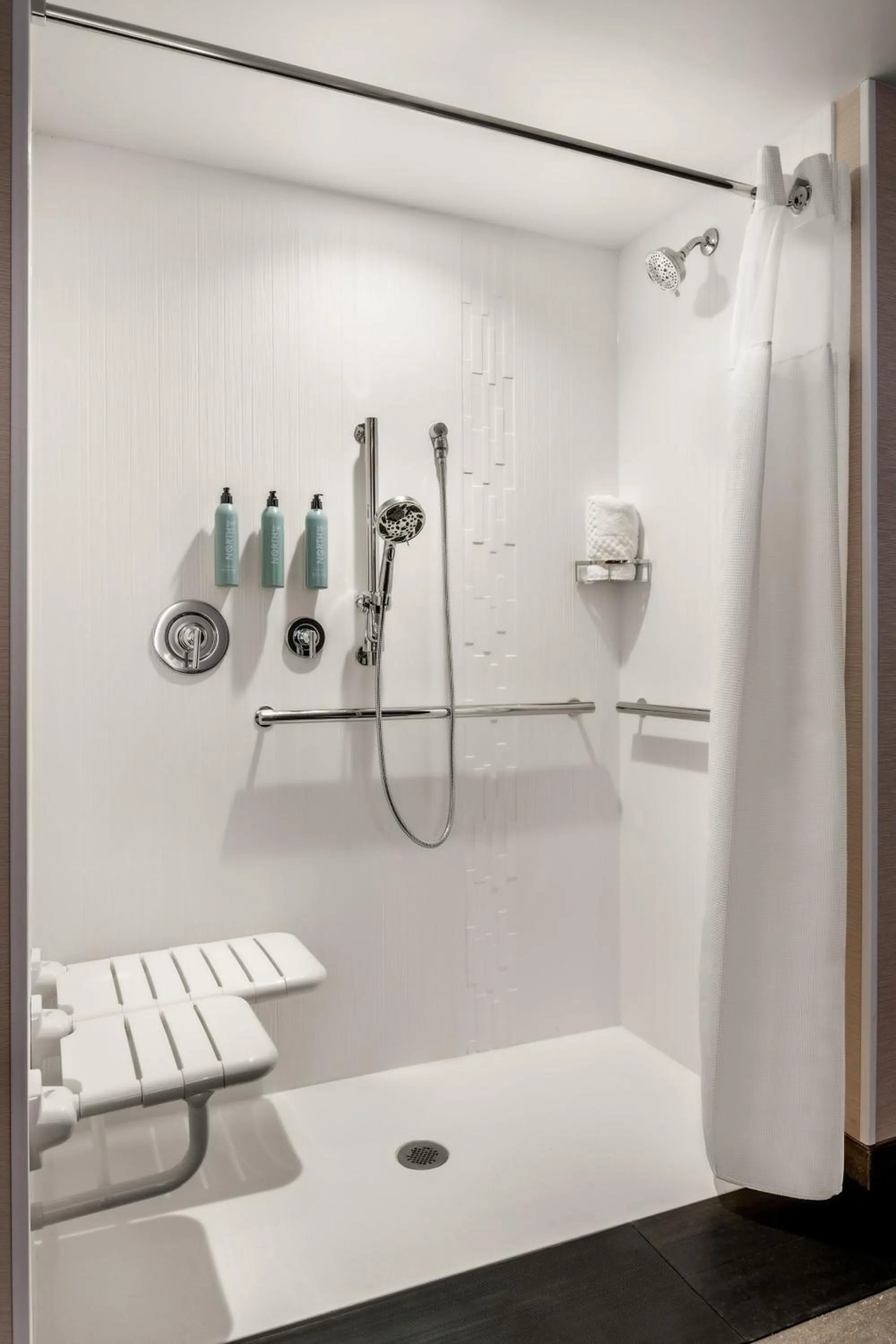 Shower in Courtyard by Marriott Milwaukee Brookfield at Poplar Creek