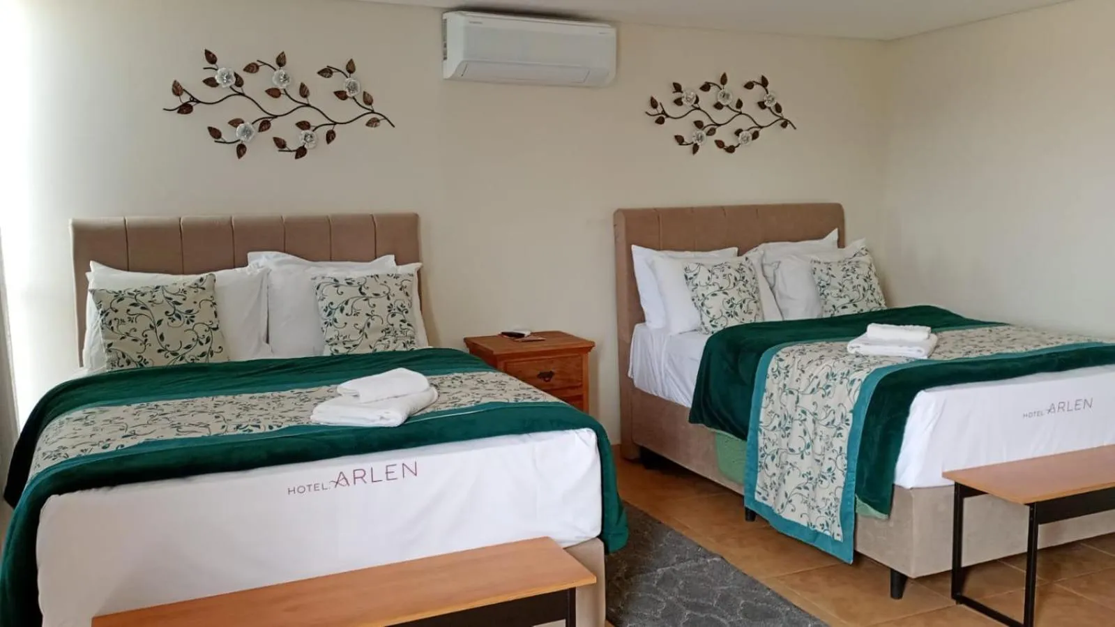 Bed in Hotel Arlen 4