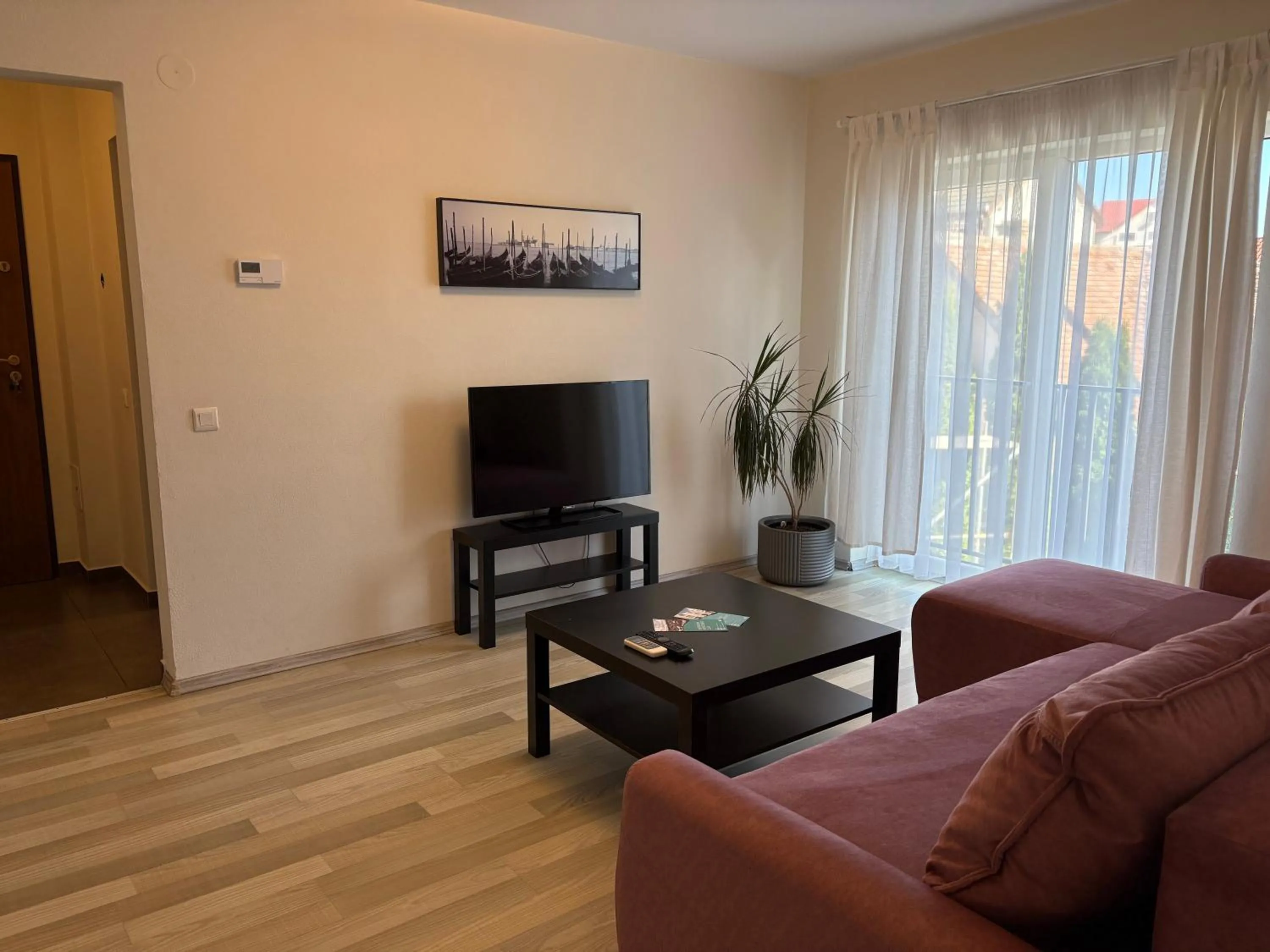 Living room in Hermann Apartments
