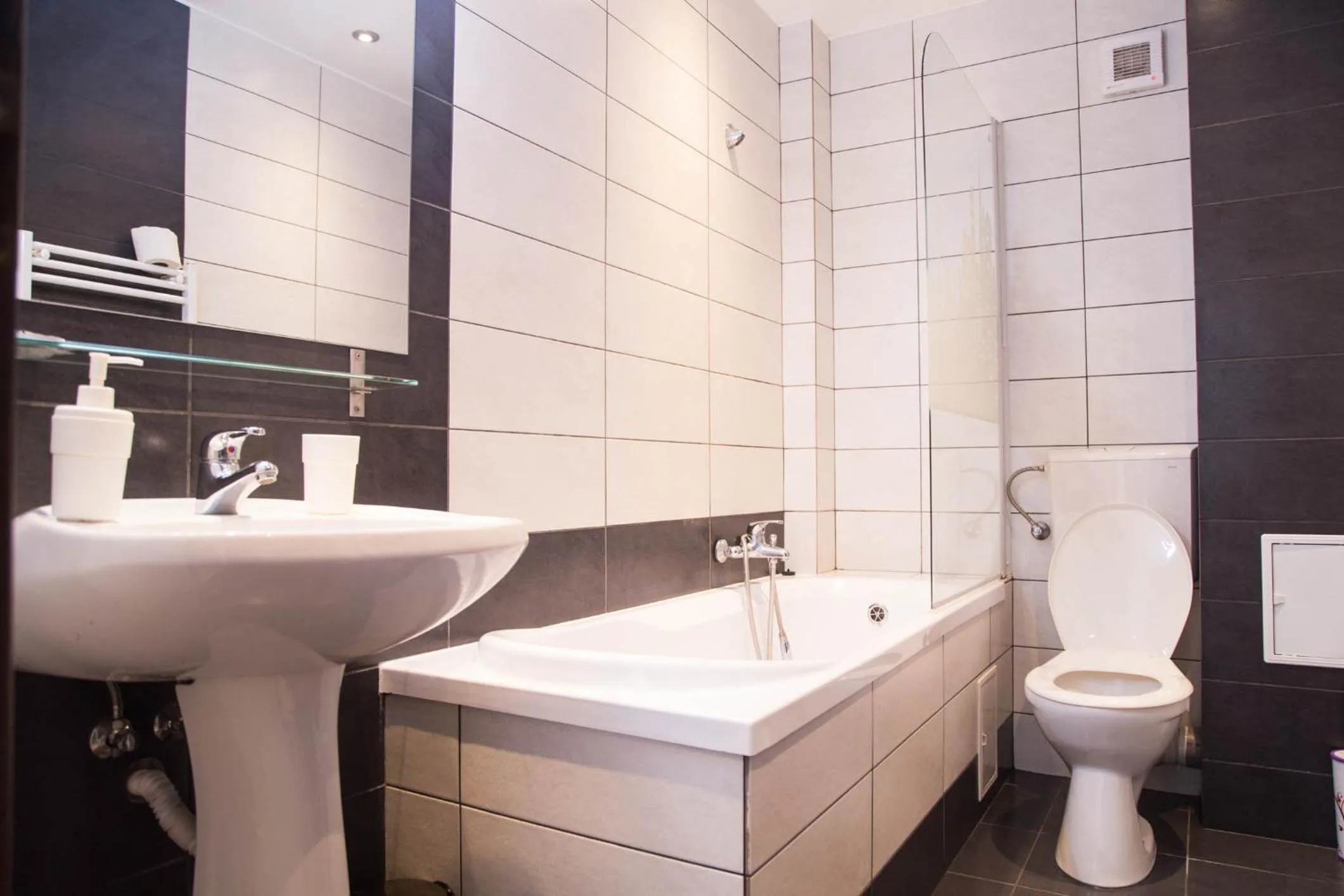 Bathroom in Hermann Apartments