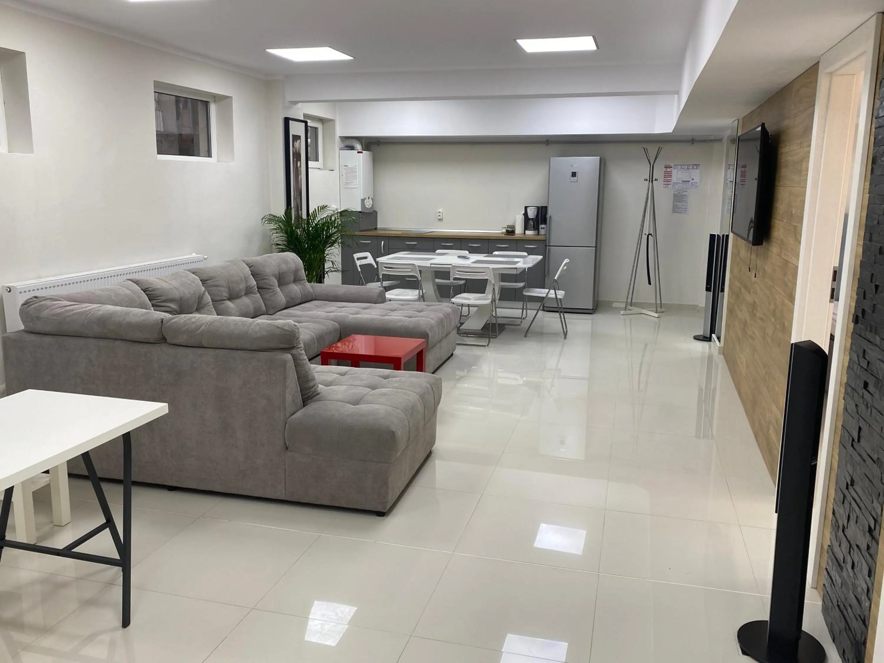 Living room in Hermann Apartments