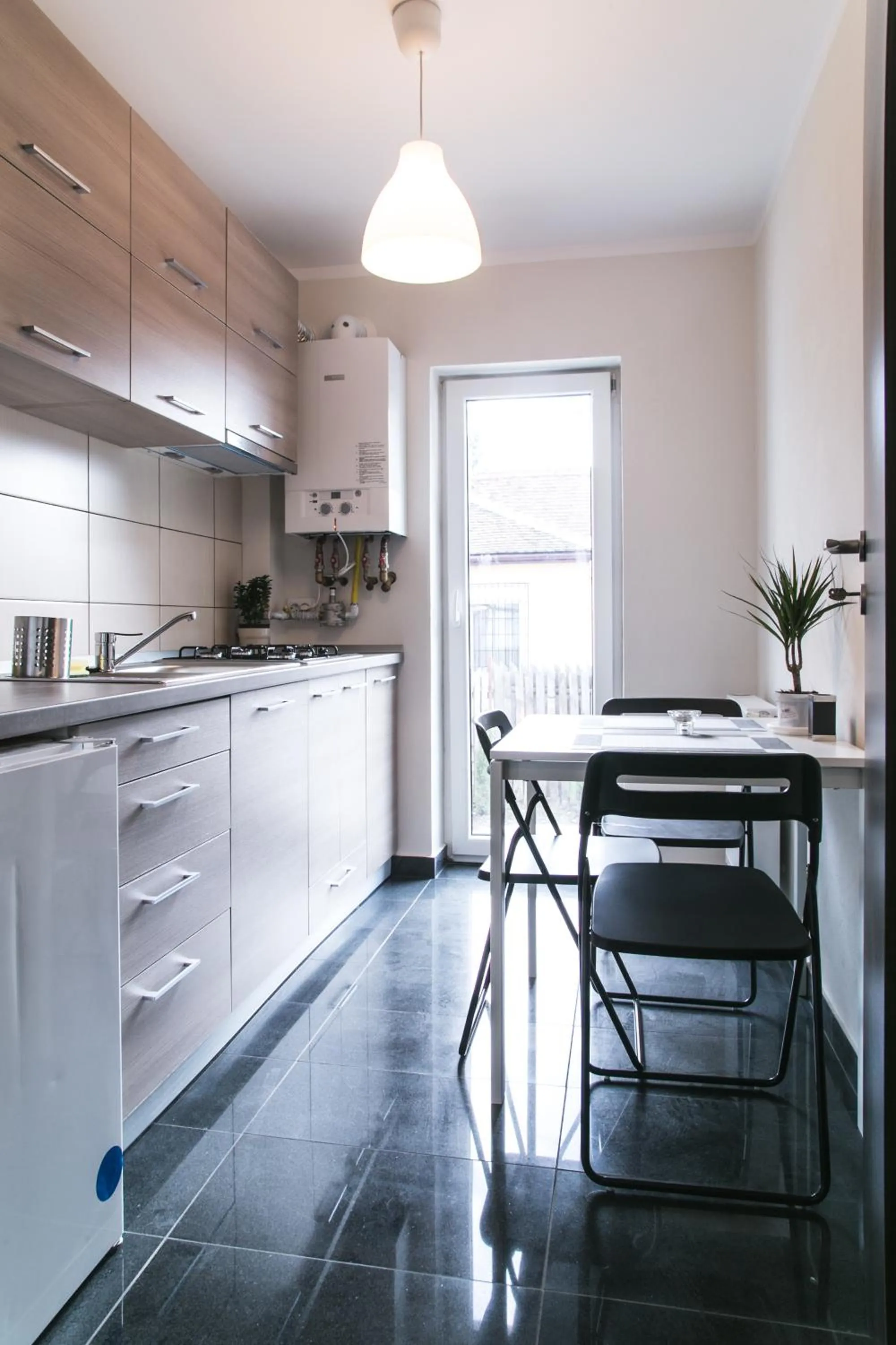 Coffee/tea facilities in Hermann Apartments