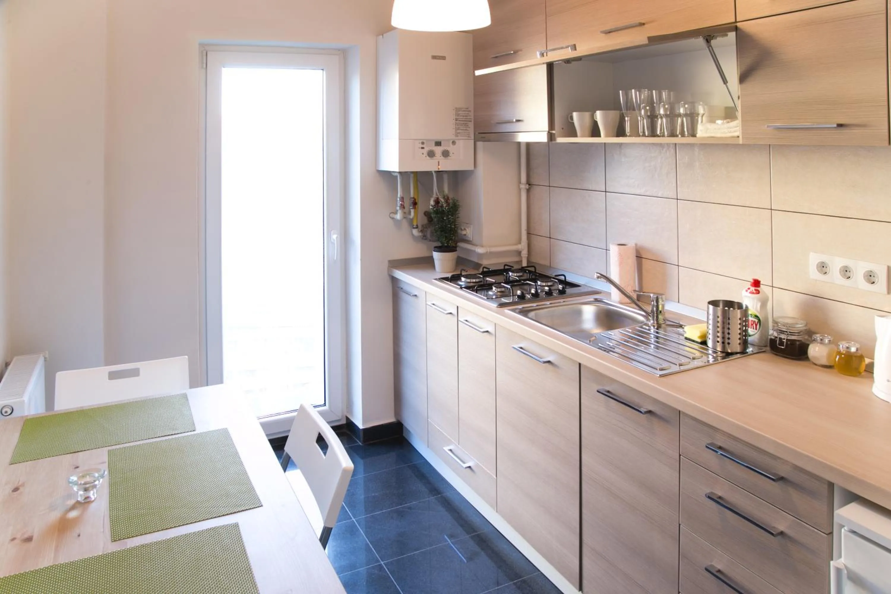 Coffee/tea facilities in Hermann Apartments