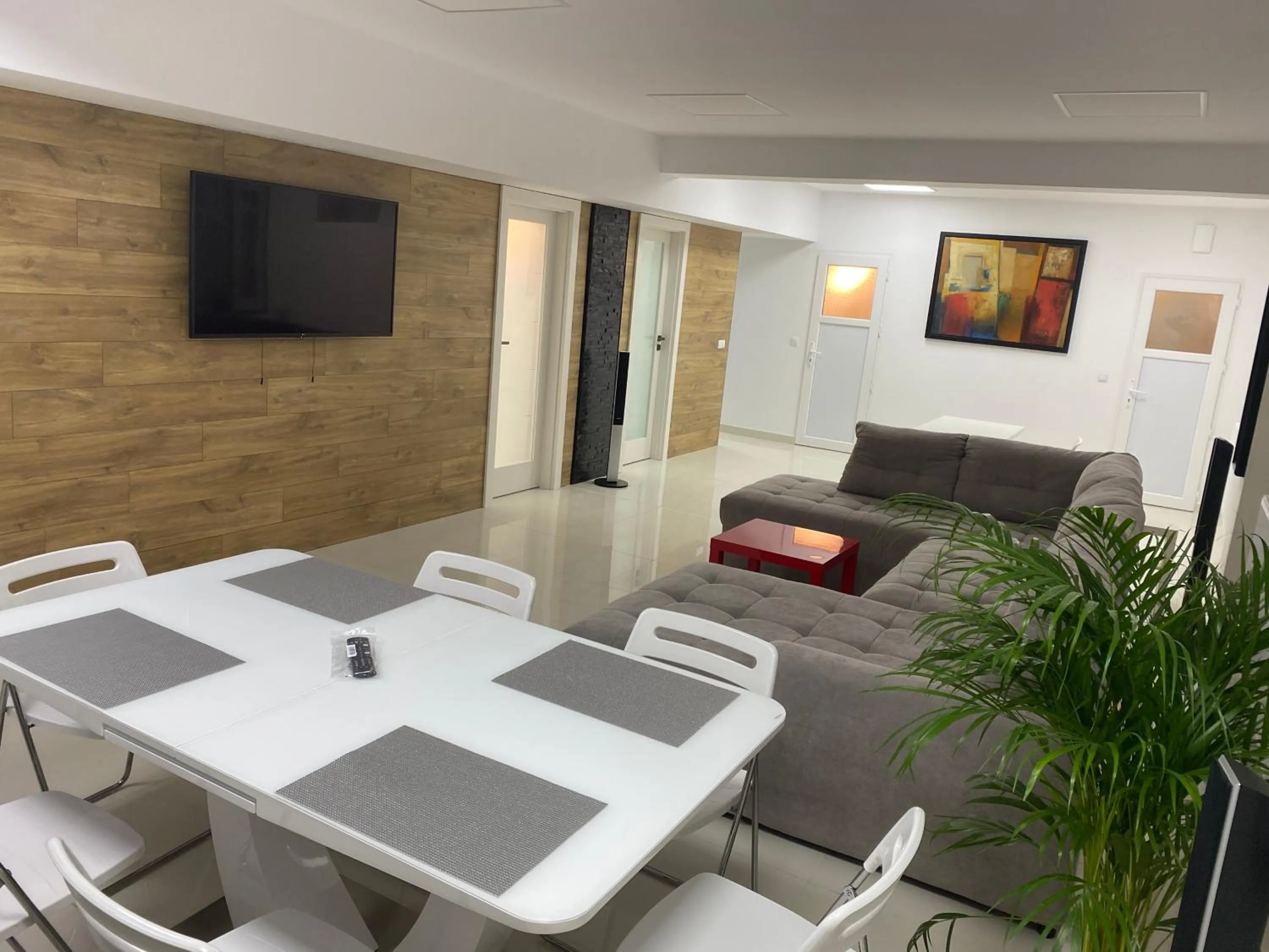 Living room in Hermann Apartments