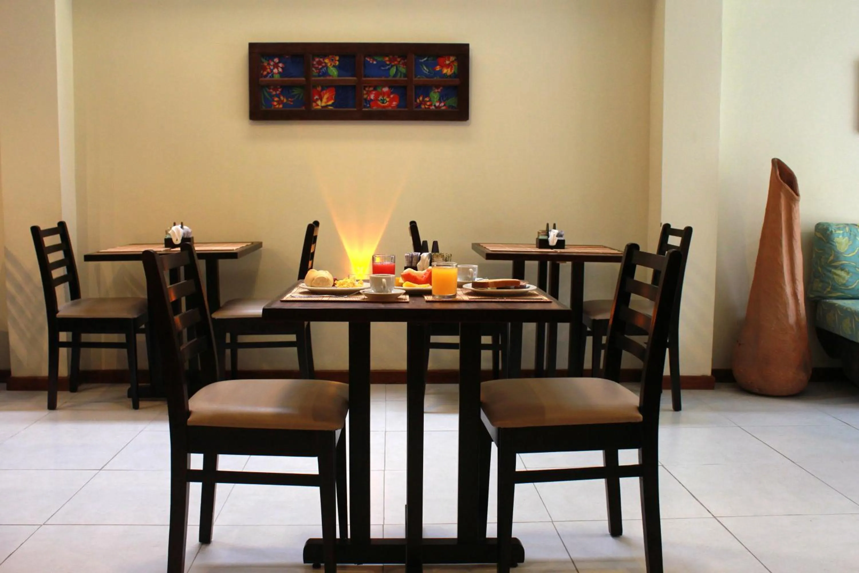 Restaurant/places to eat in Costa Dourada Pousada