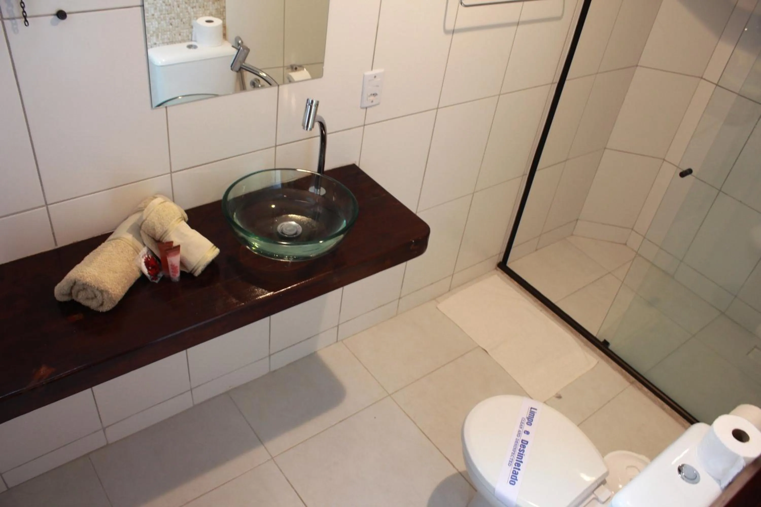 Bathroom in Costa Dourada Pousada