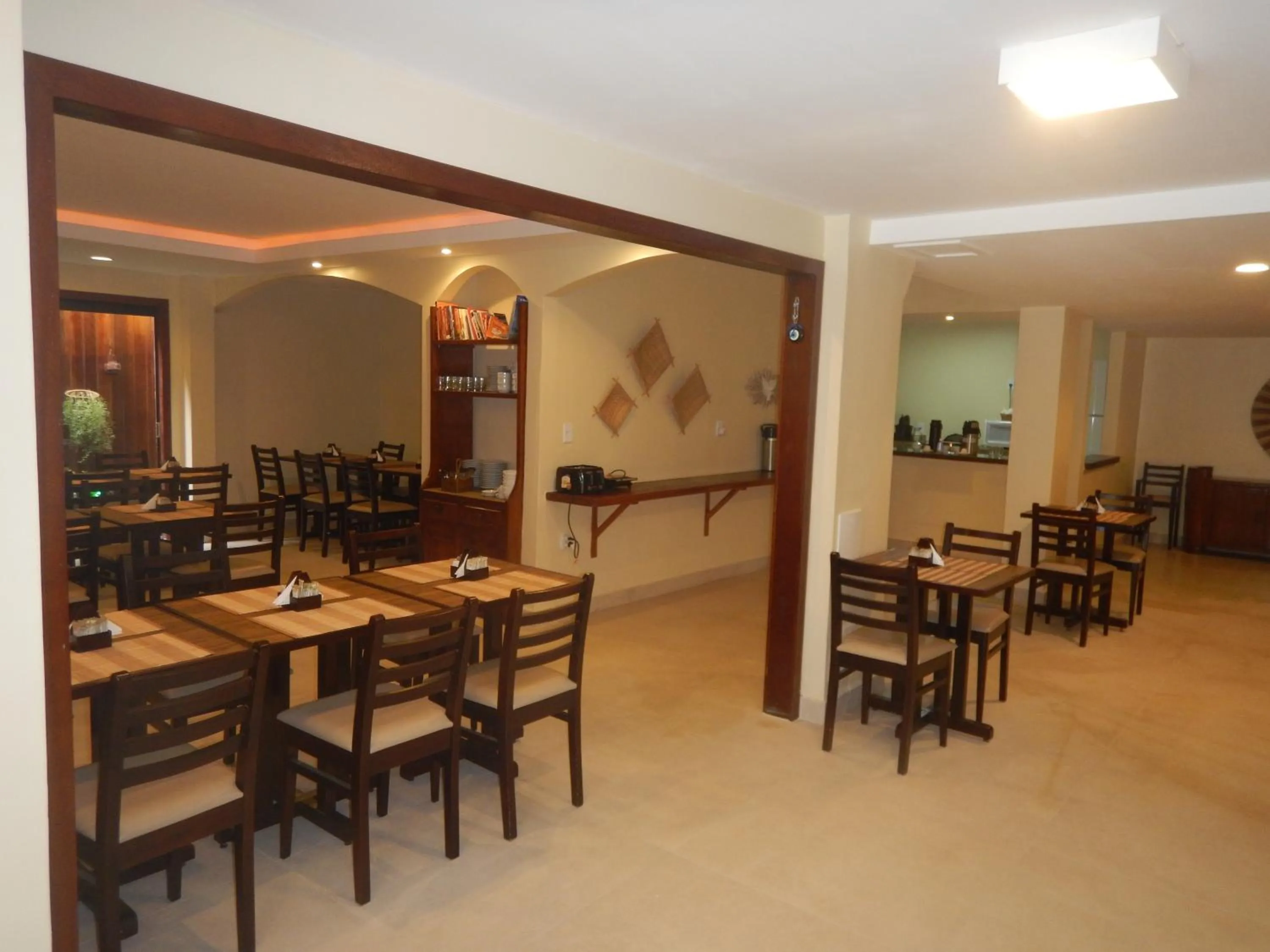 Dining area in Costa Dourada Pousada