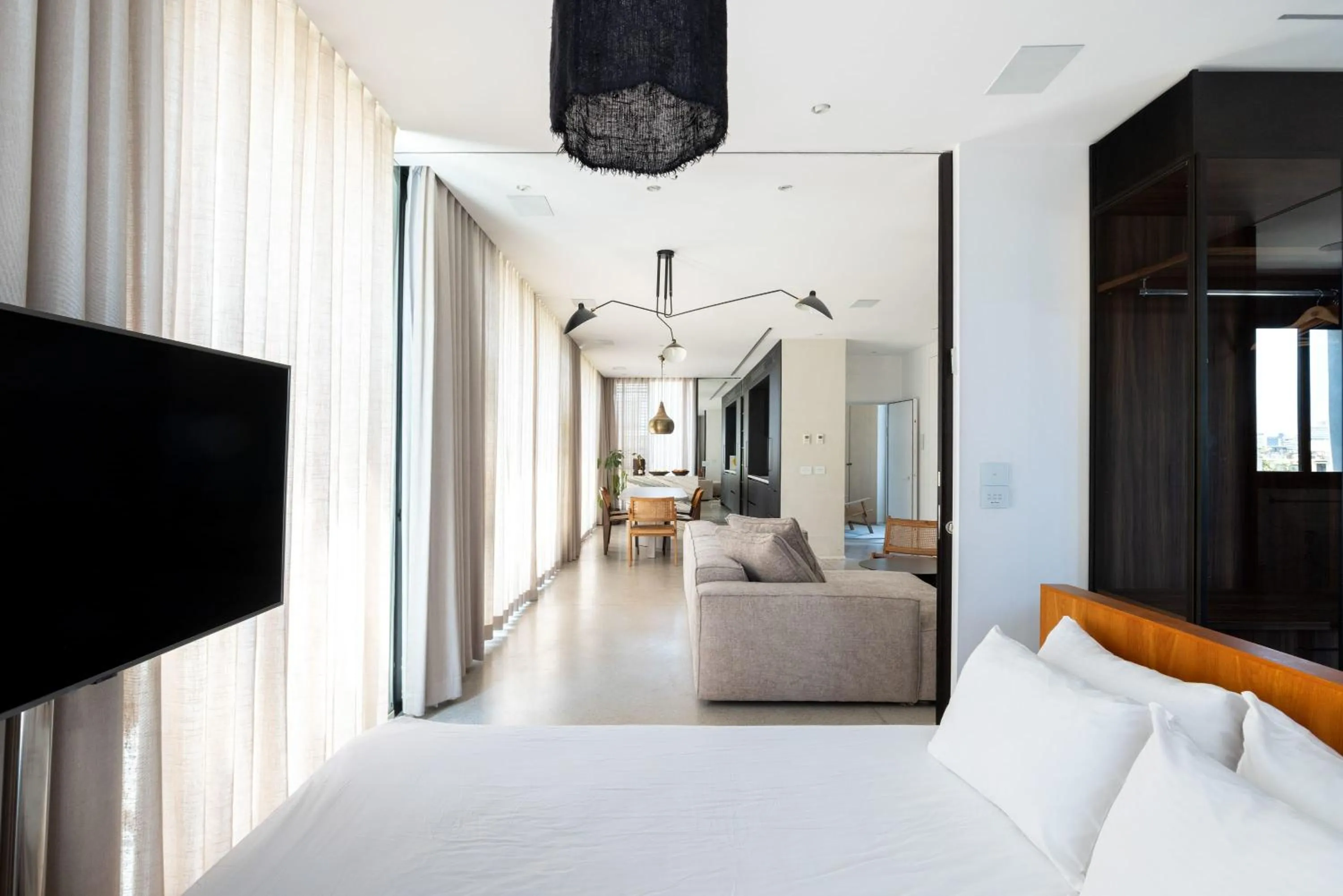 Bed in High Living Penthouse with Rooftop Pool