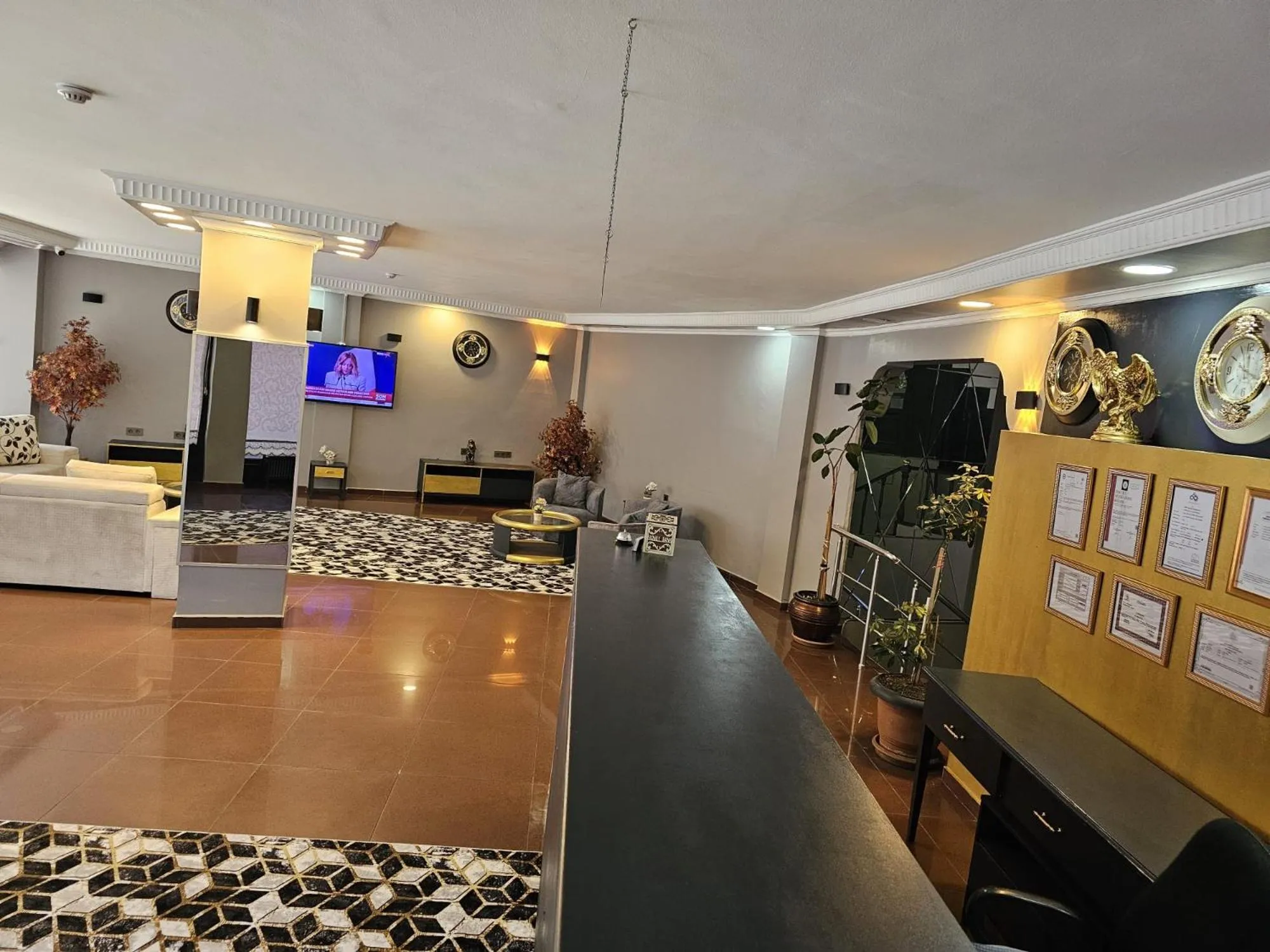 Lobby or reception in Aras Hotels Çorlu