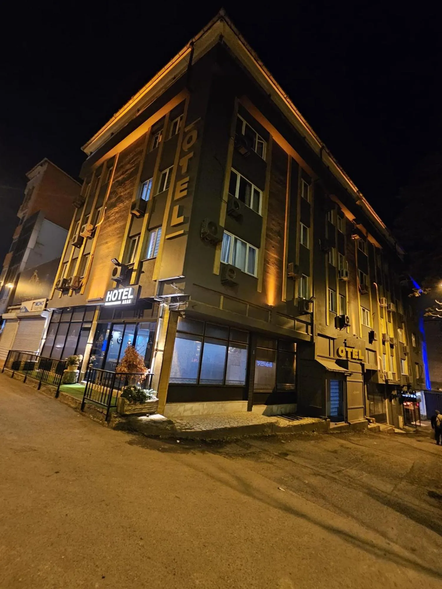 Property building in Çorlu Aras Hotel & City Center Location