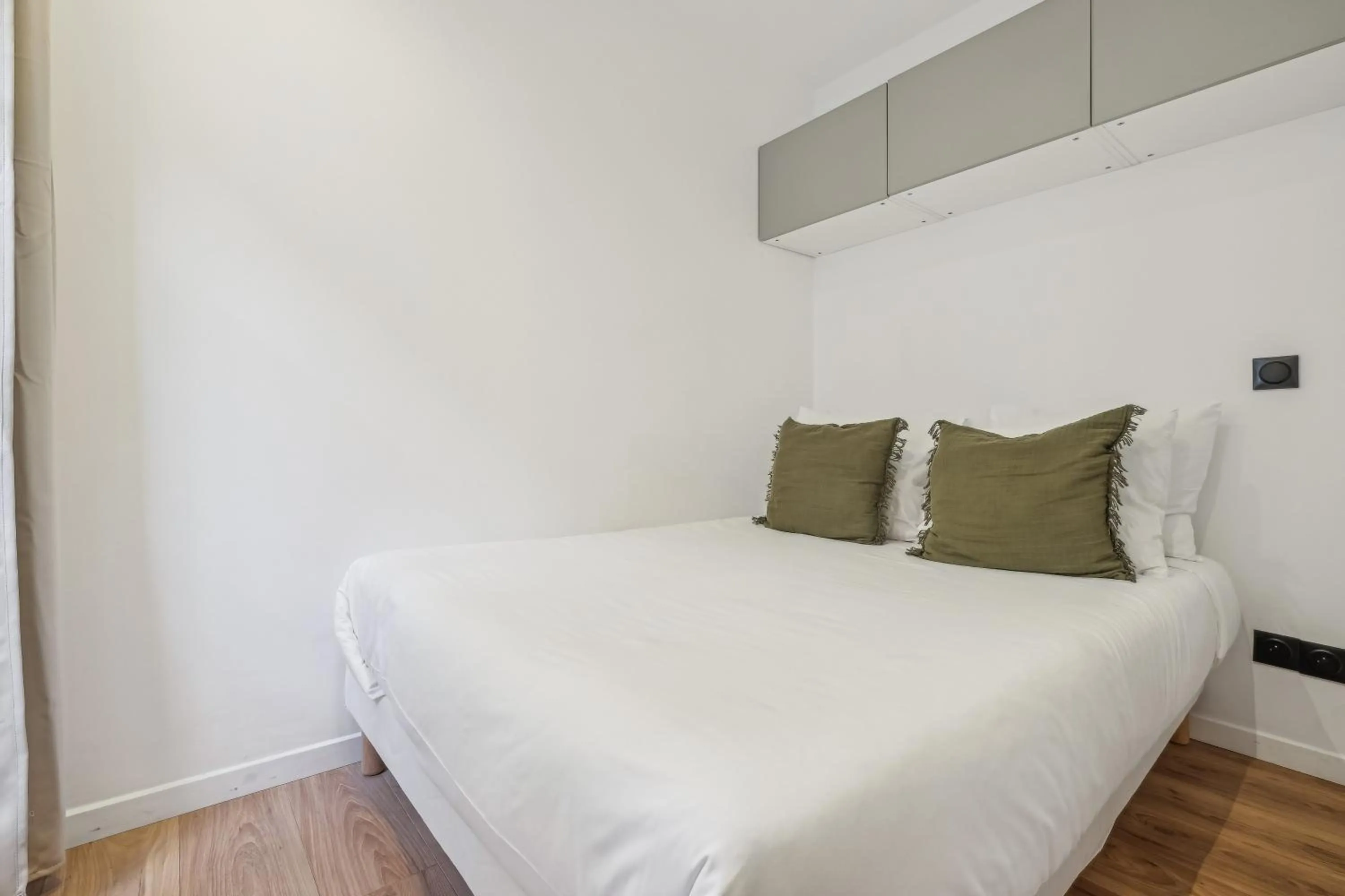 Bedroom, Bed in Rivages du Vieux Port