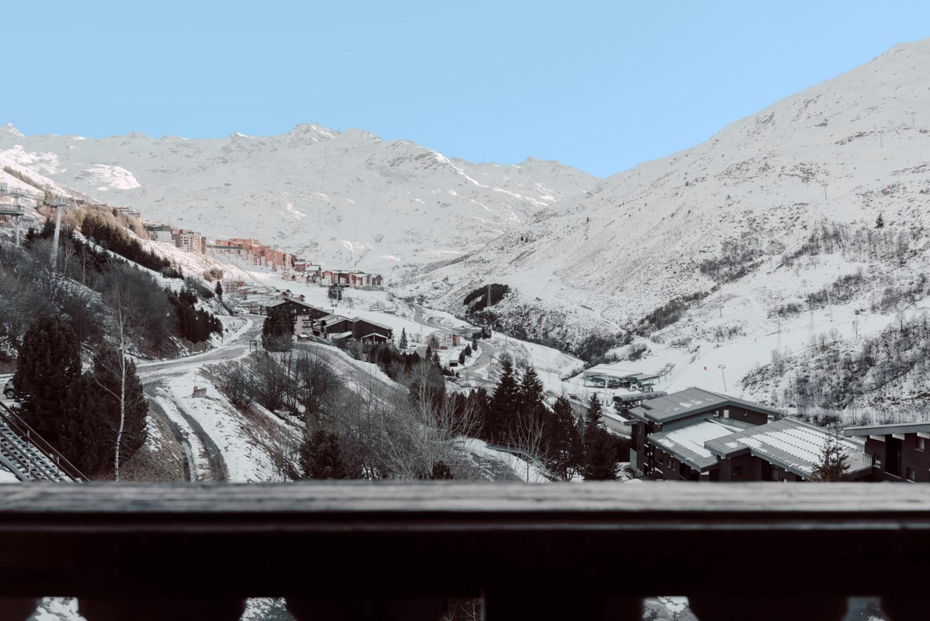 Mountain view in Alpeen Hotel