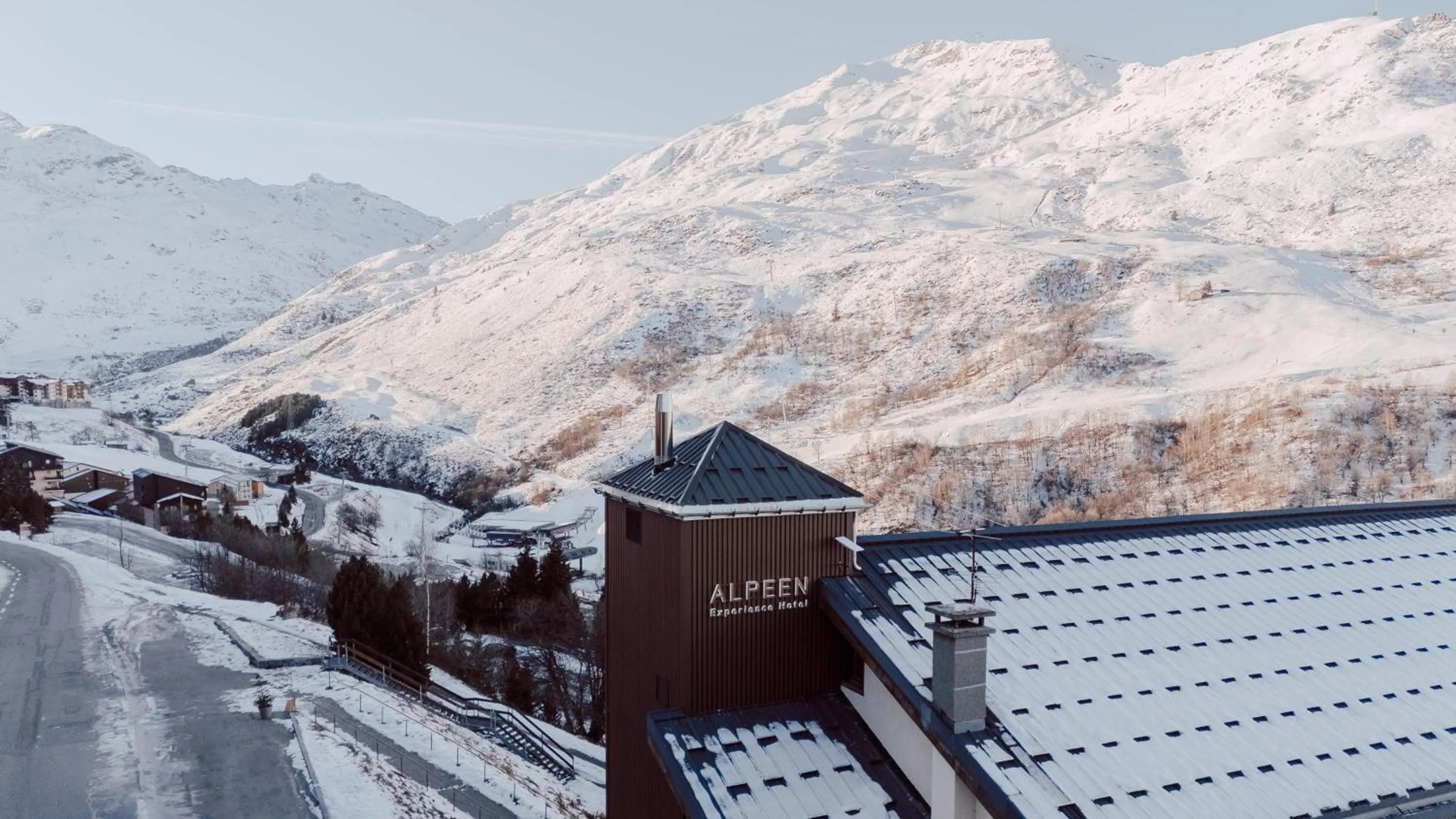 Nearby landmark in Alpeen Hotel