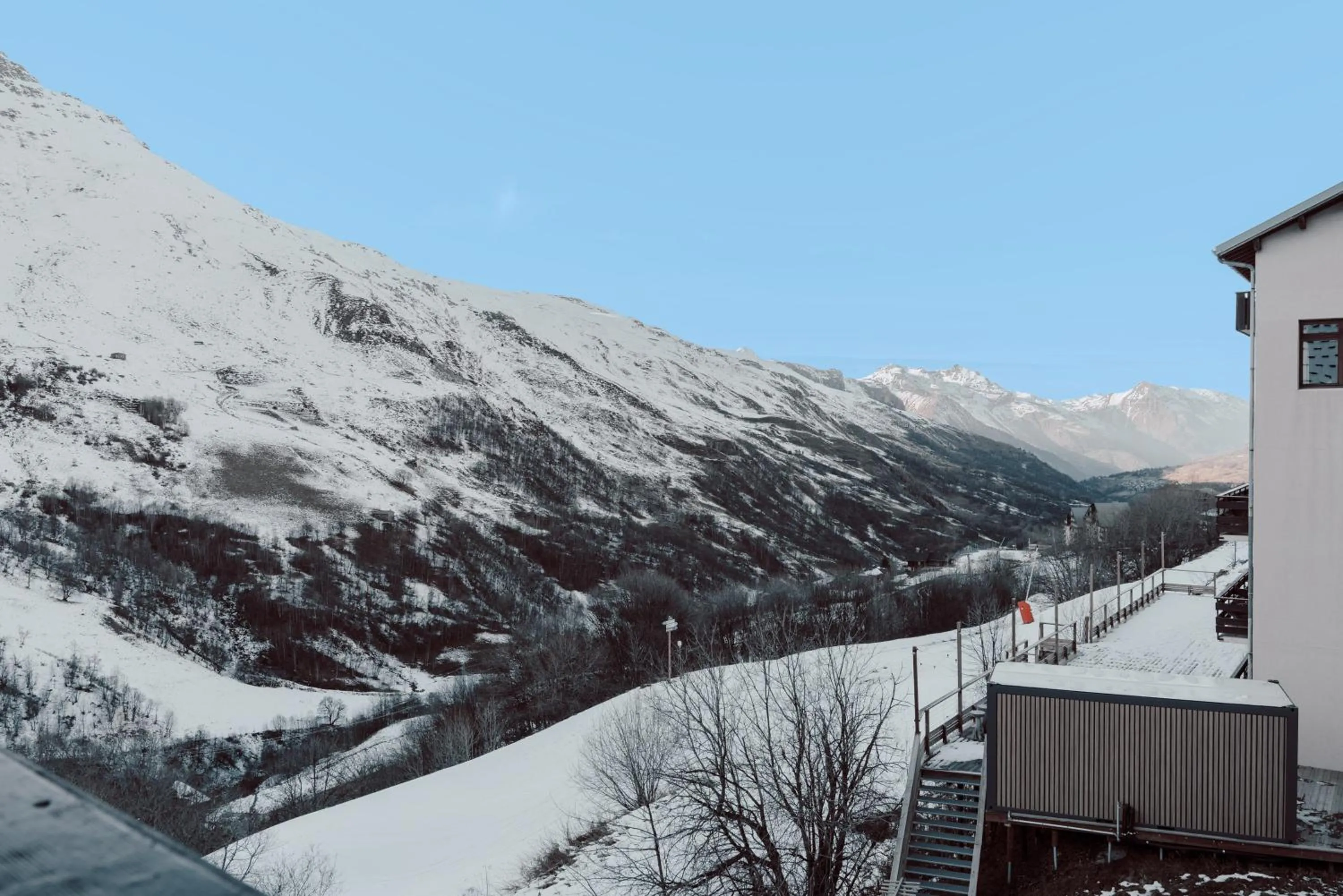 Mountain view in Alpeen Hotel