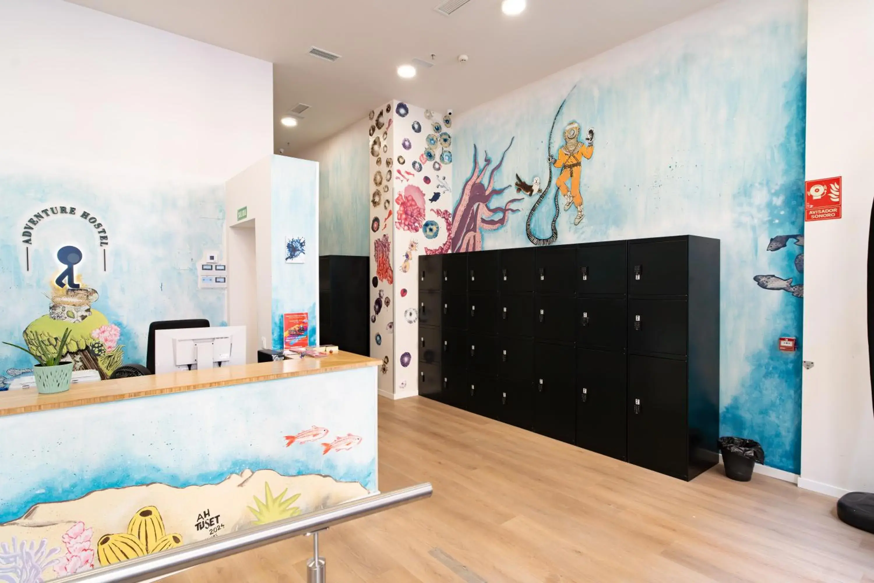 Lobby or reception in Adventure Hostel Madrid Lobby or reception in Adventure Hostel Madrid