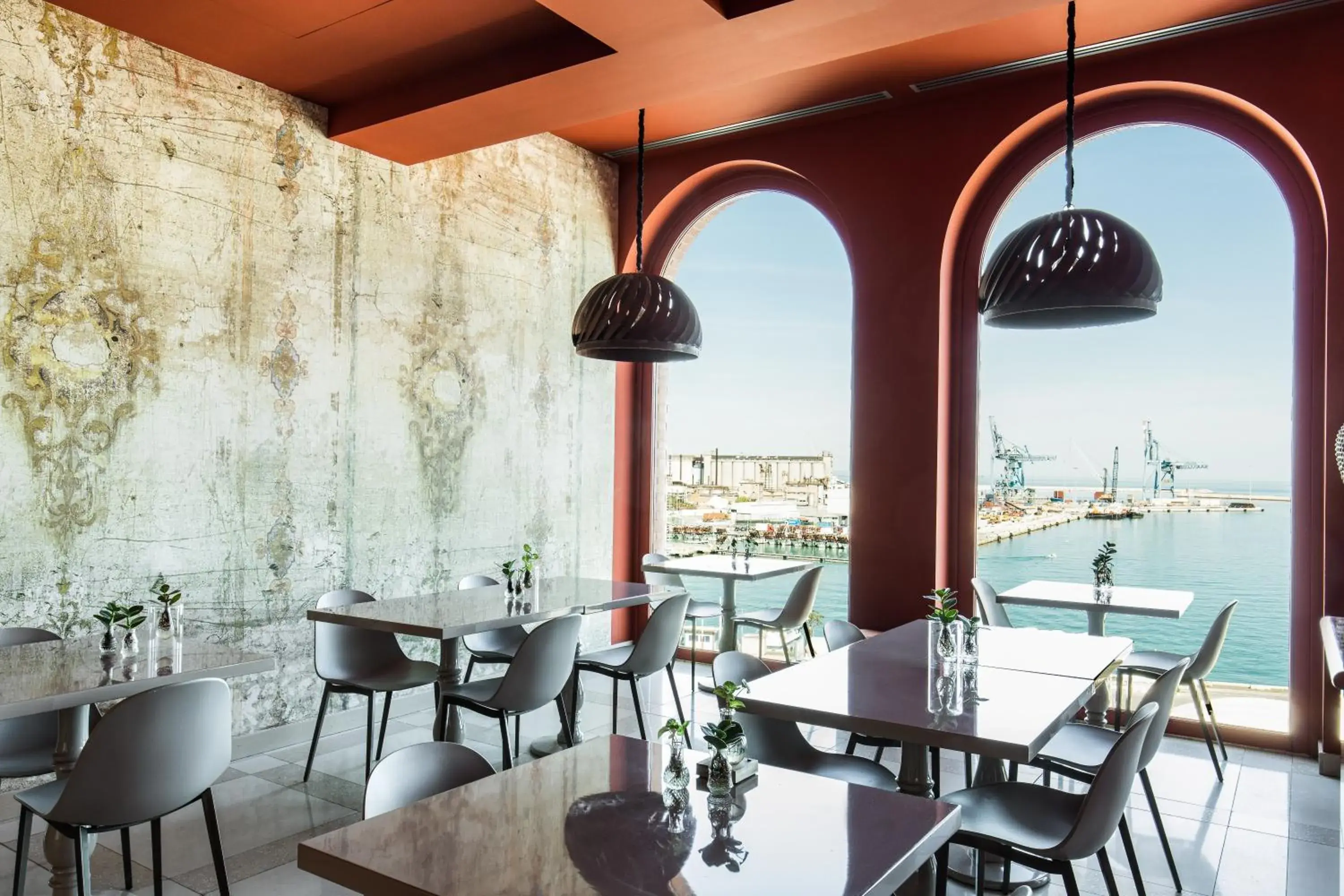 Restaurant/places to eat in SeePort Hotel Restaurant/places to eat in SeePort Hotel