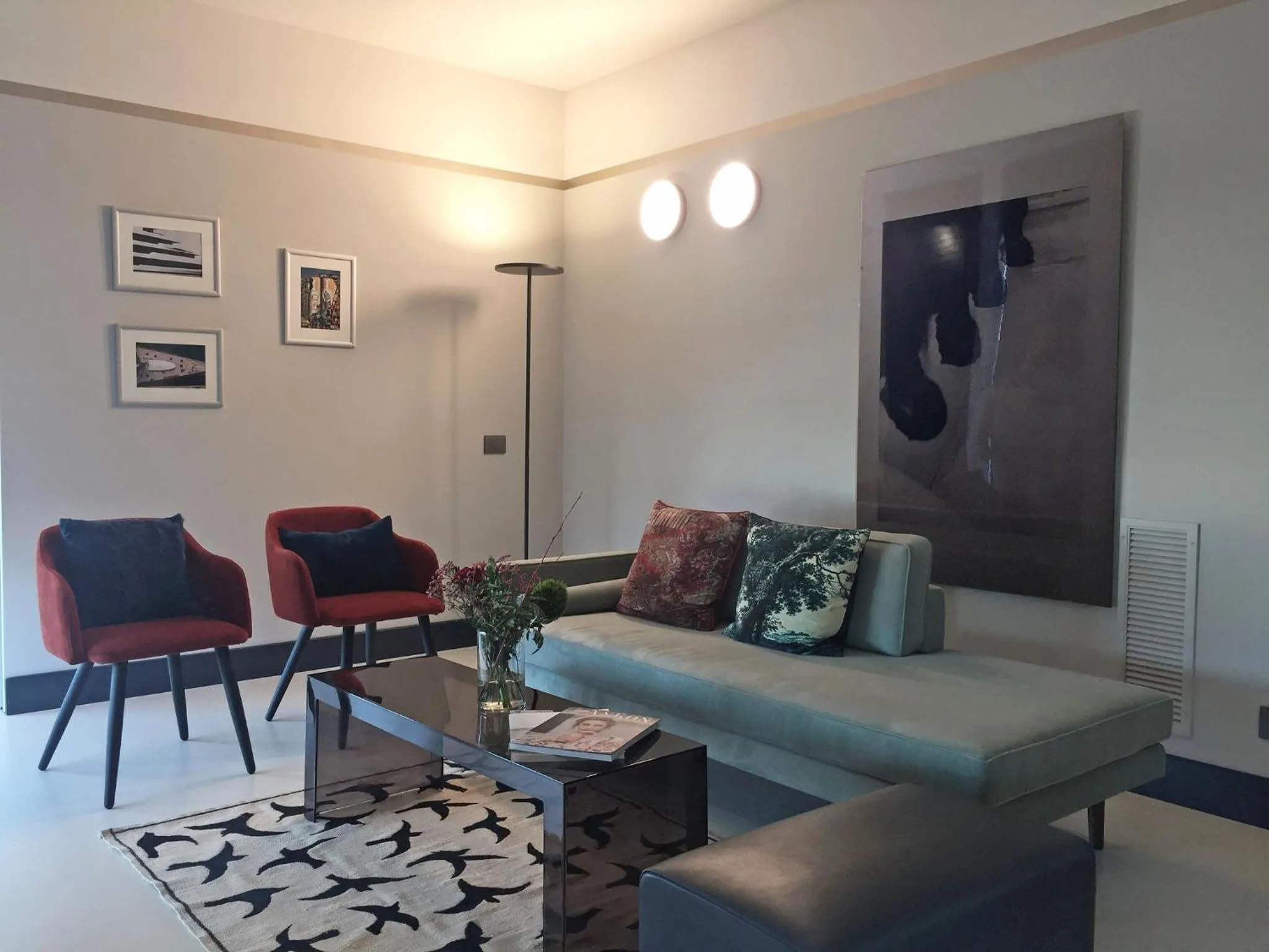 Living room in SeePort Hotel