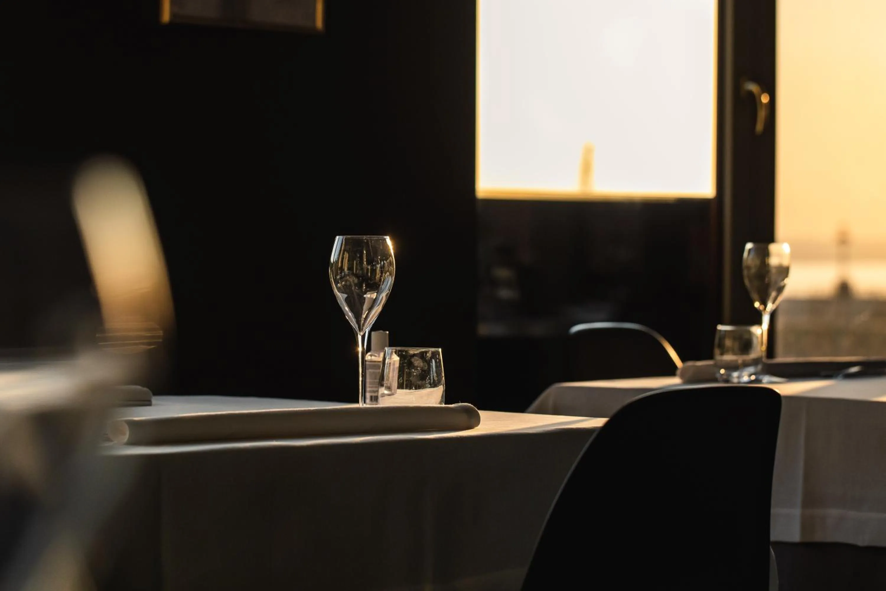 Restaurant/places to eat in SeePort Hotel