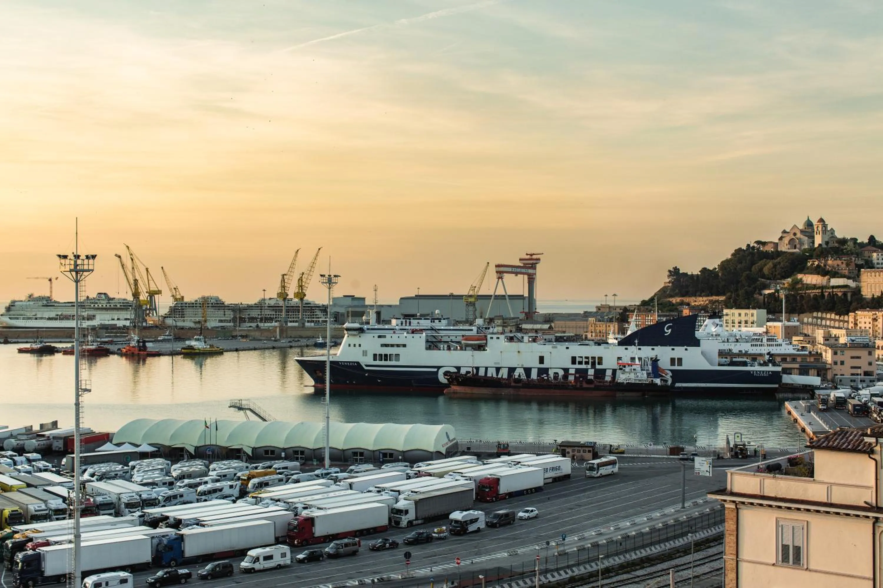 City view in SeePort Hotel