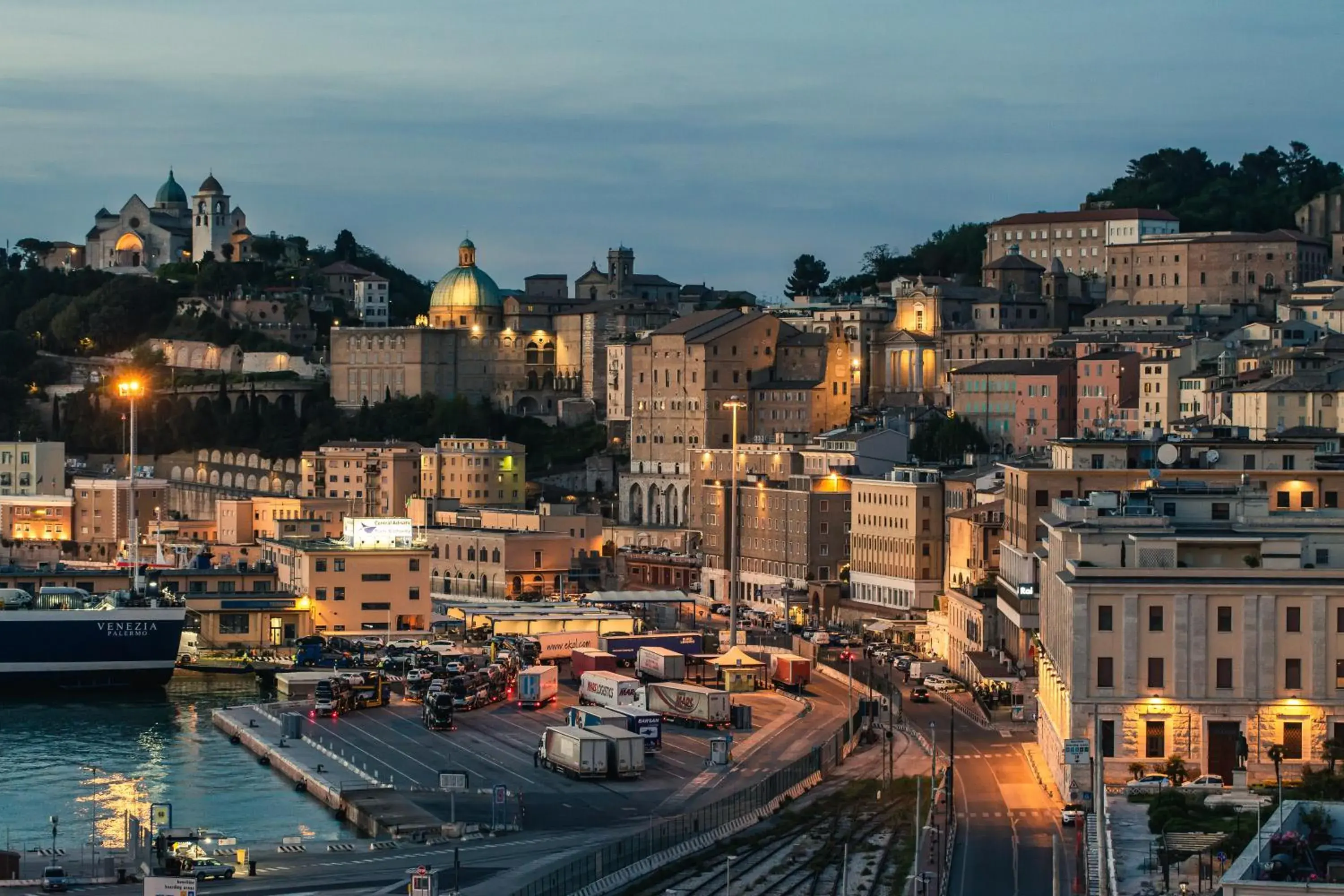 City view in SeePort Hotel City view in SeePort Hotel