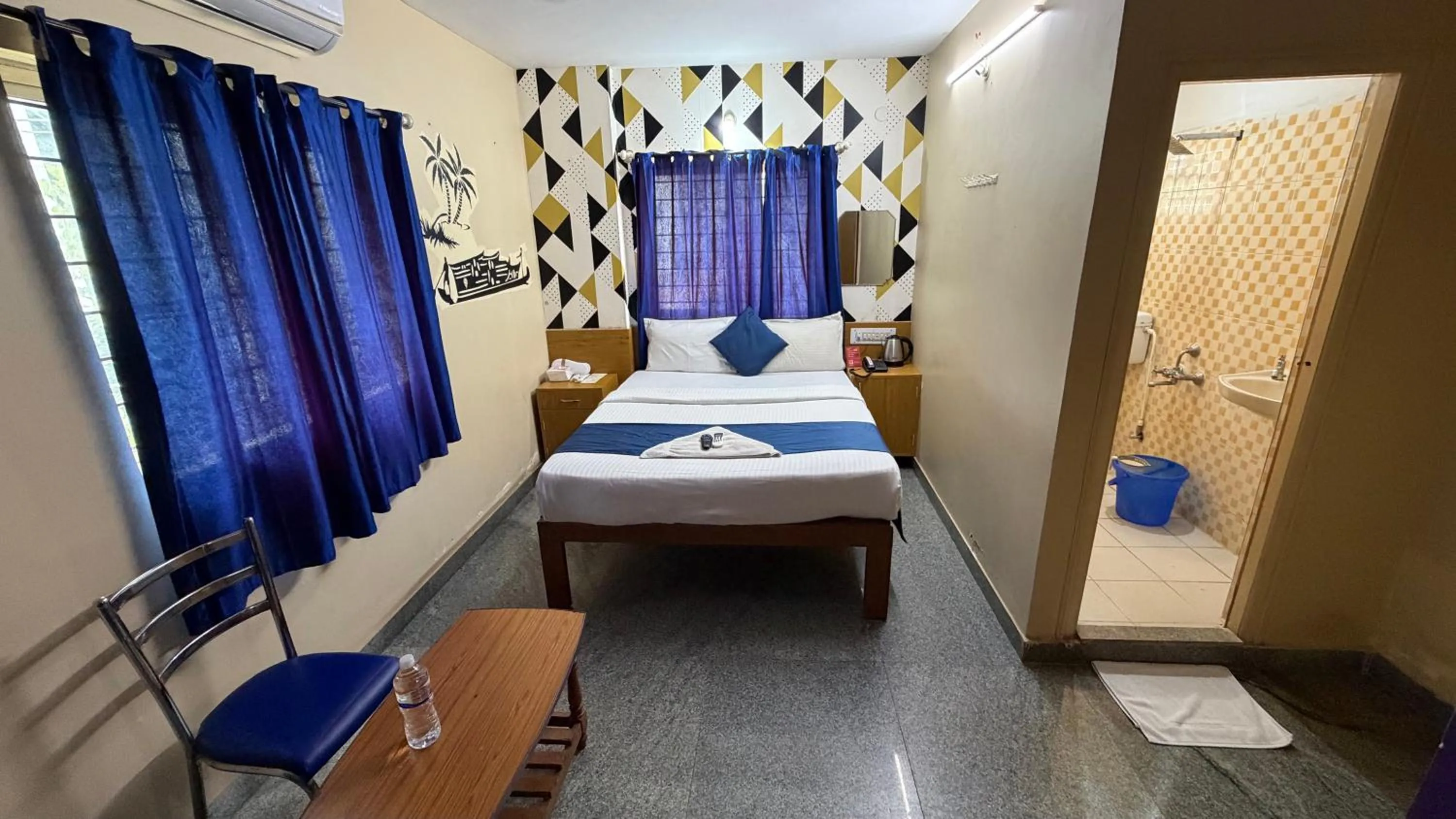 Bed in Hotel Natasha Regency Bangalore Airport