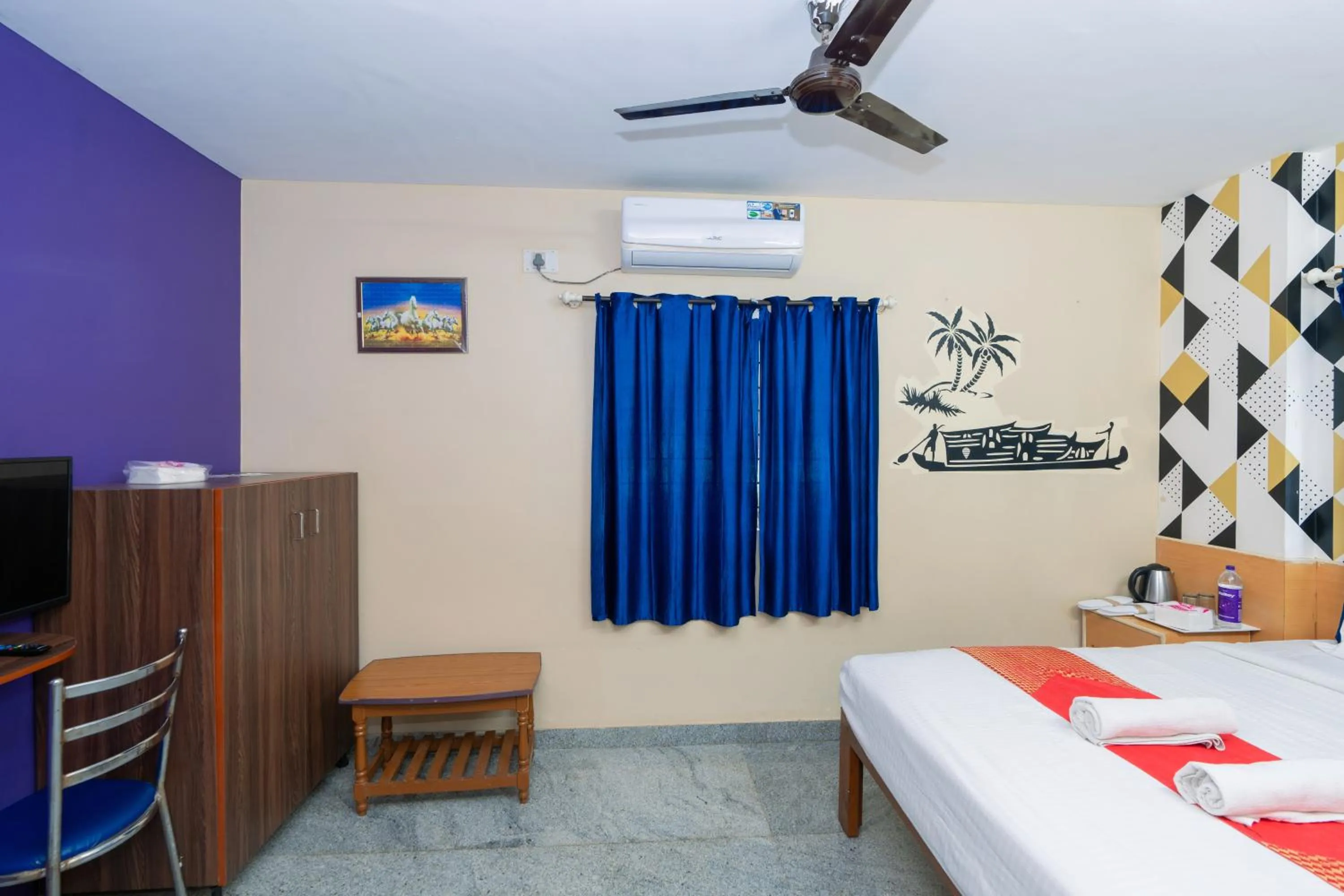 Bed in Hotel Natasha Regency Bangalore Airport